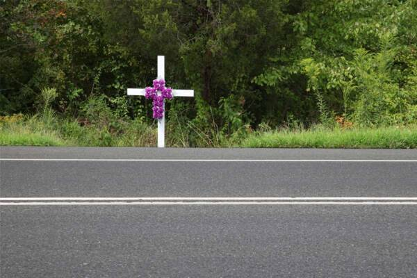 Two killed in separate incidents on Victoria's roads