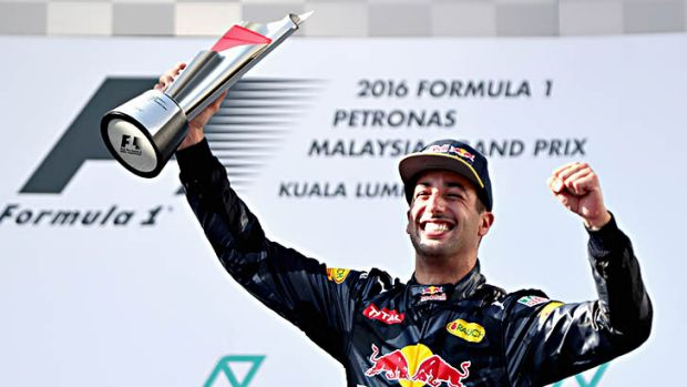 Ross and John speak with Daniel Ricciardo