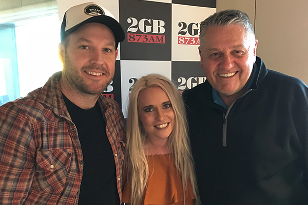 Award-winning country musicians perform live in studio