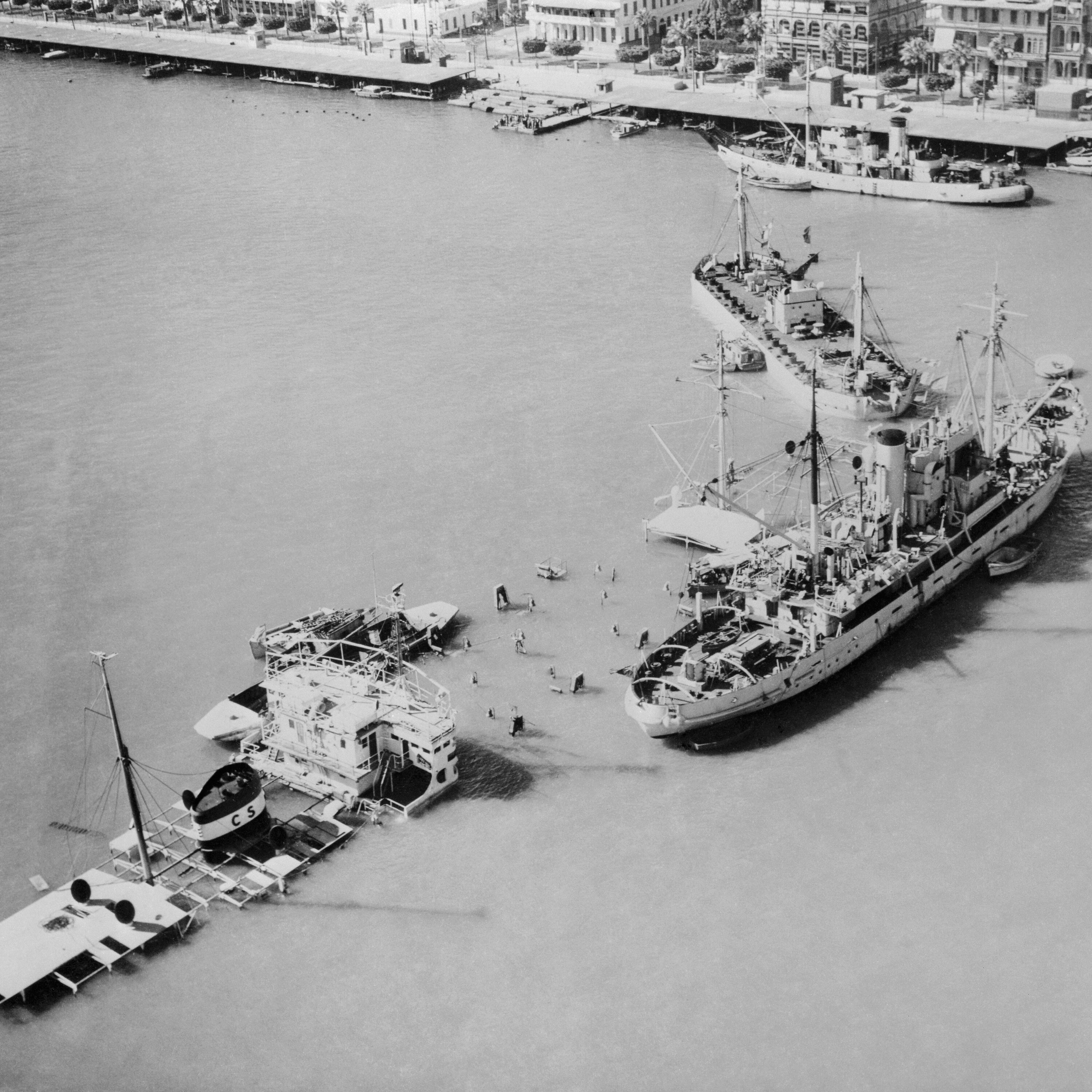 Canal do Suez, 1956: a crise que revelou a importância da ONU e mudou a relação de forças no Médio Oriente episode artwork