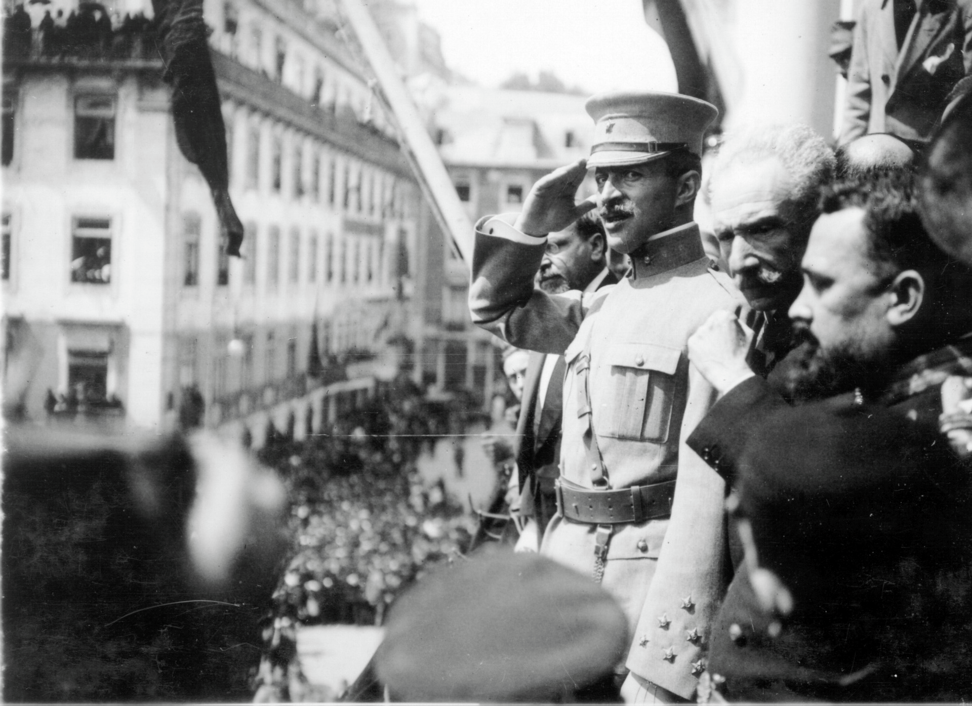 Sidónio Pais, o “presidente-rei” da “república nova“