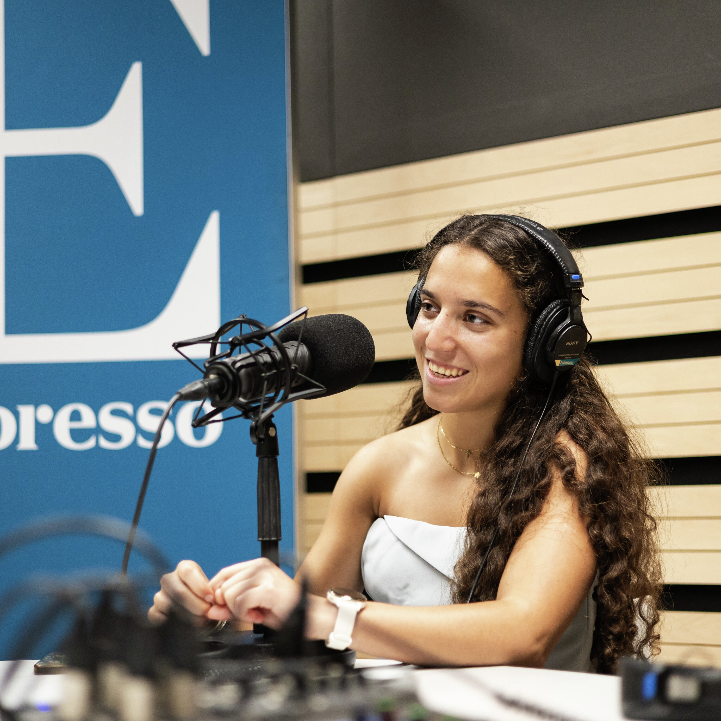 Especial Dia Mundial da Criança: Lua, 18 anos, a jovem elogiada no Parlamento episode artwork