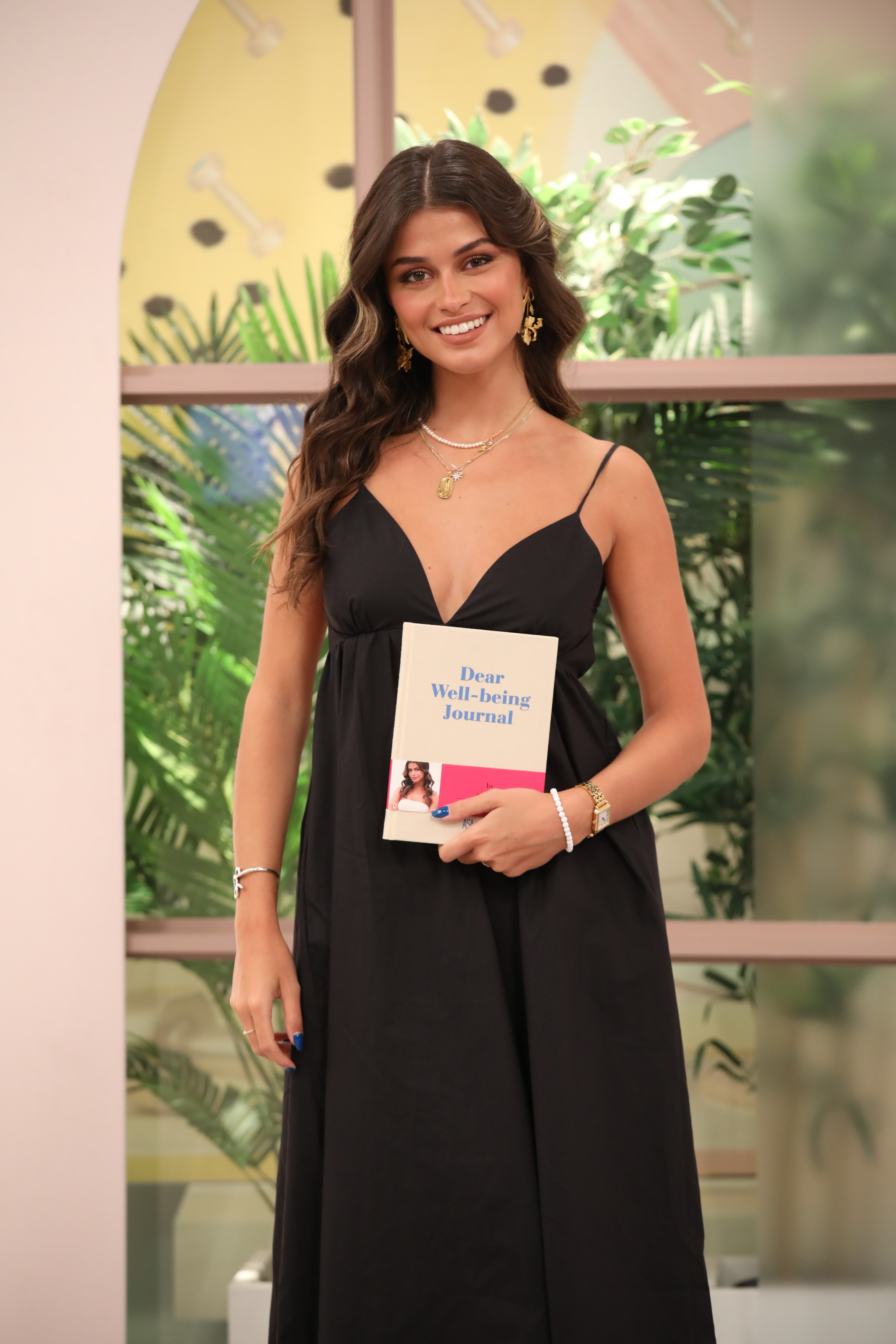 Luisinha Oliveira: “Comecei a tocar piano com a minha avó, é uma memória que nunca vai sair nem de mim, nem do meu coração”