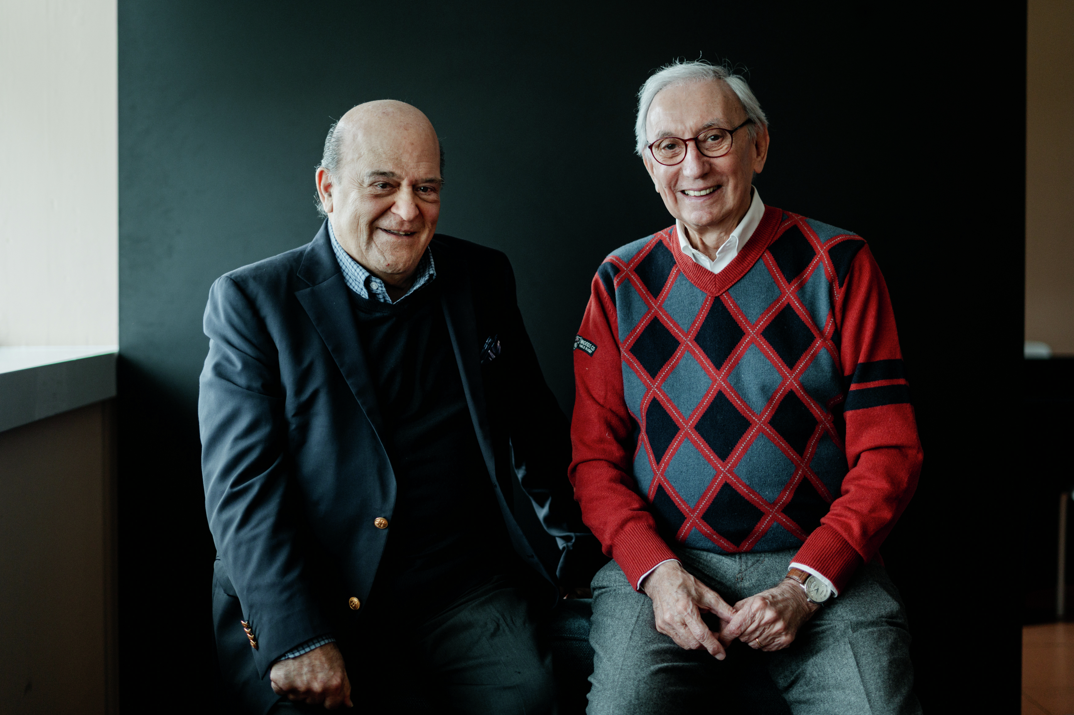 Adriano Jordão:  "O piano apareceu lá em casa porque alguém devia dinheiro ao meu avô em casa e pagou o que devia com o piano e em gabardines"