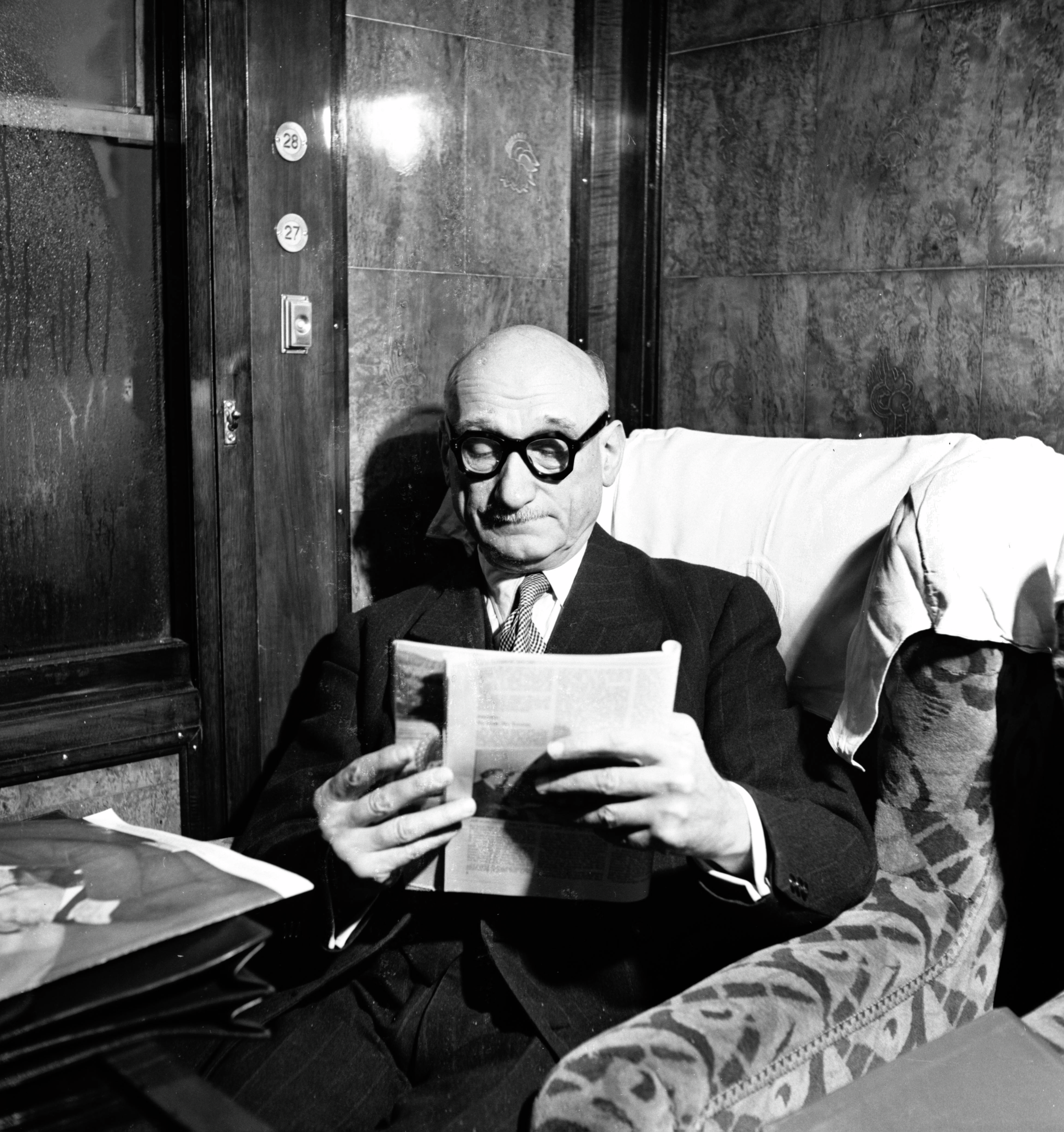 O caminho para a paz na Europa segundo Robert Schuman e um hino à alegria composto por um Beethoven surdo