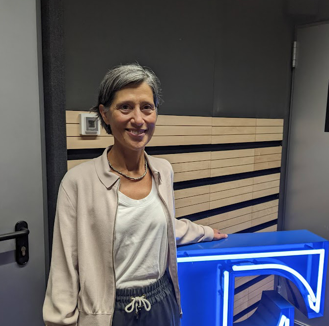 Cristina Casalinho: Os benefícios económicos da igualdade salarial e o problema do trabalho não-remunerado