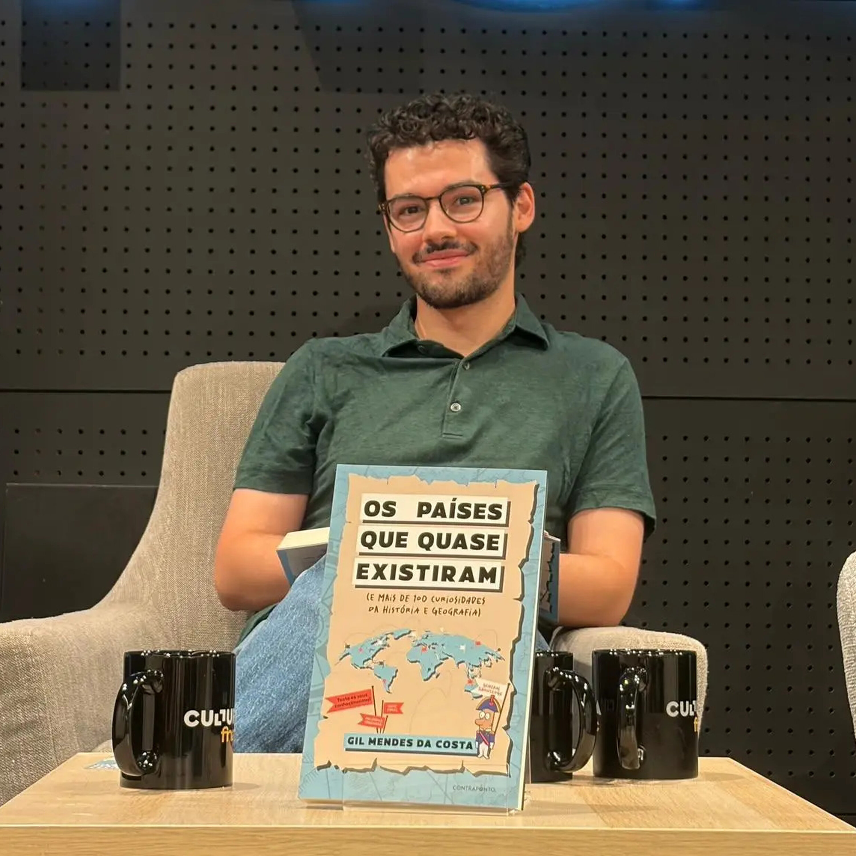 O Mundo a Seus Pés