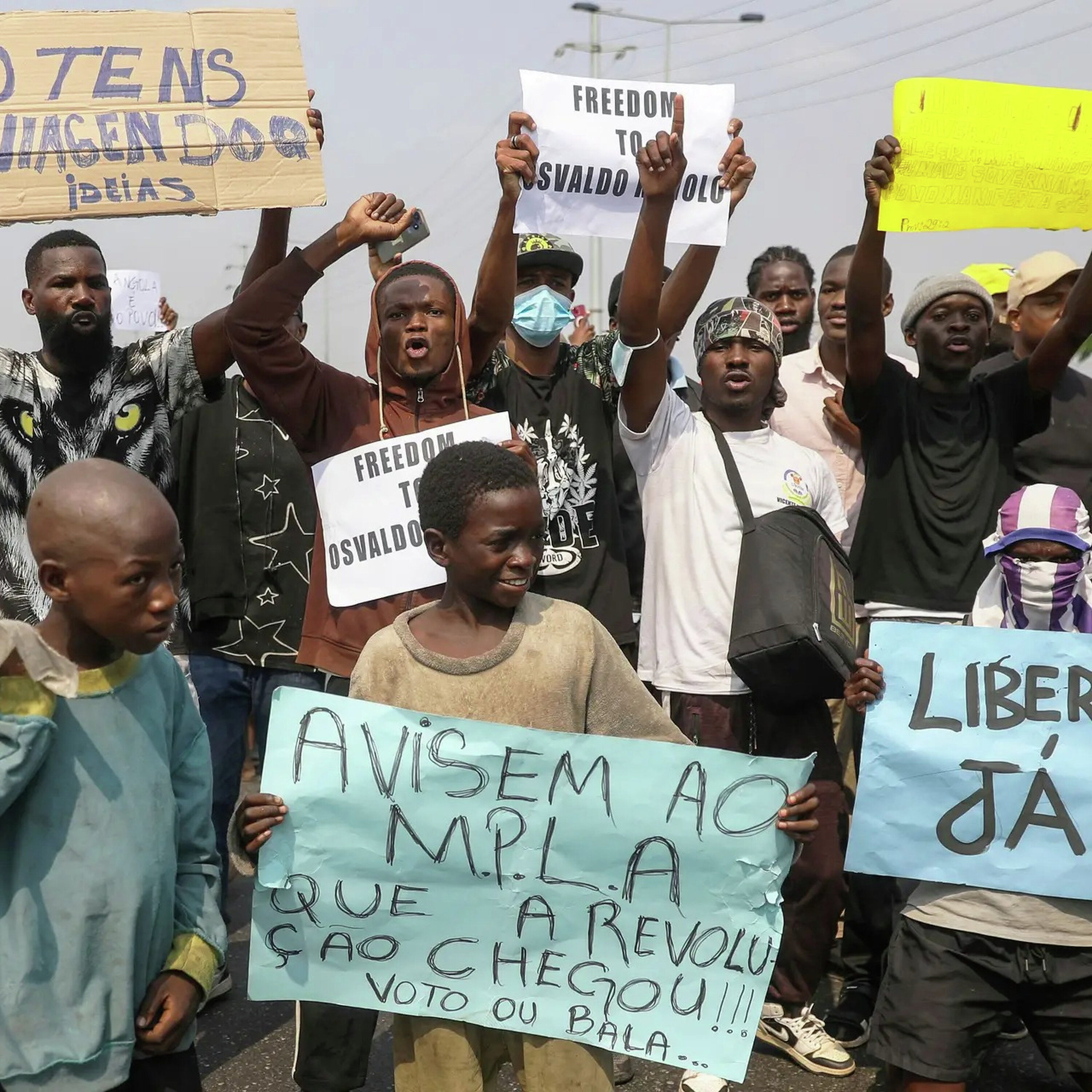 Vários ativistas detidos desde julho em Angola: um deles cumpre greve de fome há vários dias