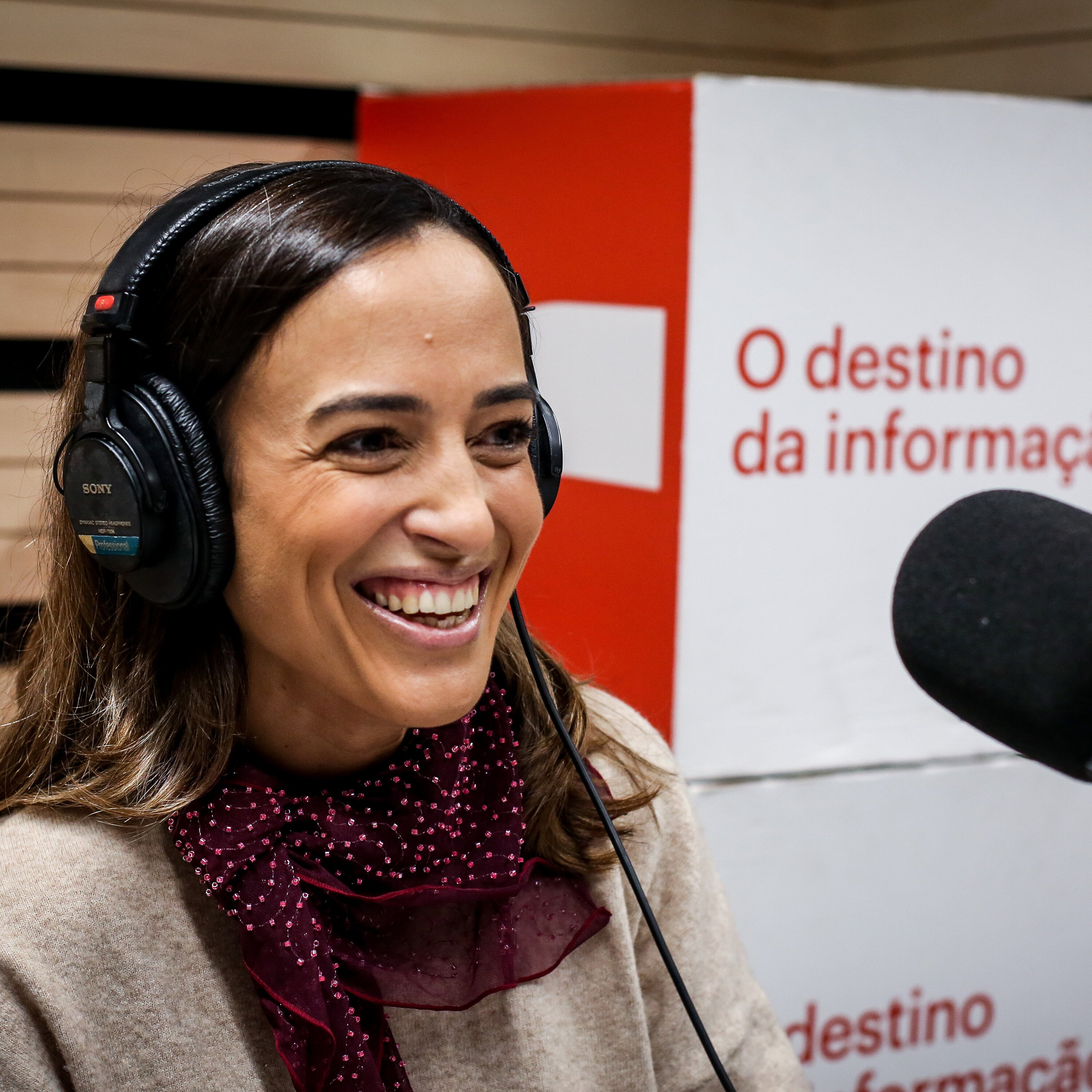 Especial de Natal e Ano Novo: os conselhos da médica de família Madalena Leite Rio para cuidar de si e de quem mais gosta nesta época festiva Especial de Natal e Ano Novo: os conselhos da médica de família Madalena Leite Rio para cuidar de si e de quem mais gosta nesta época festiva