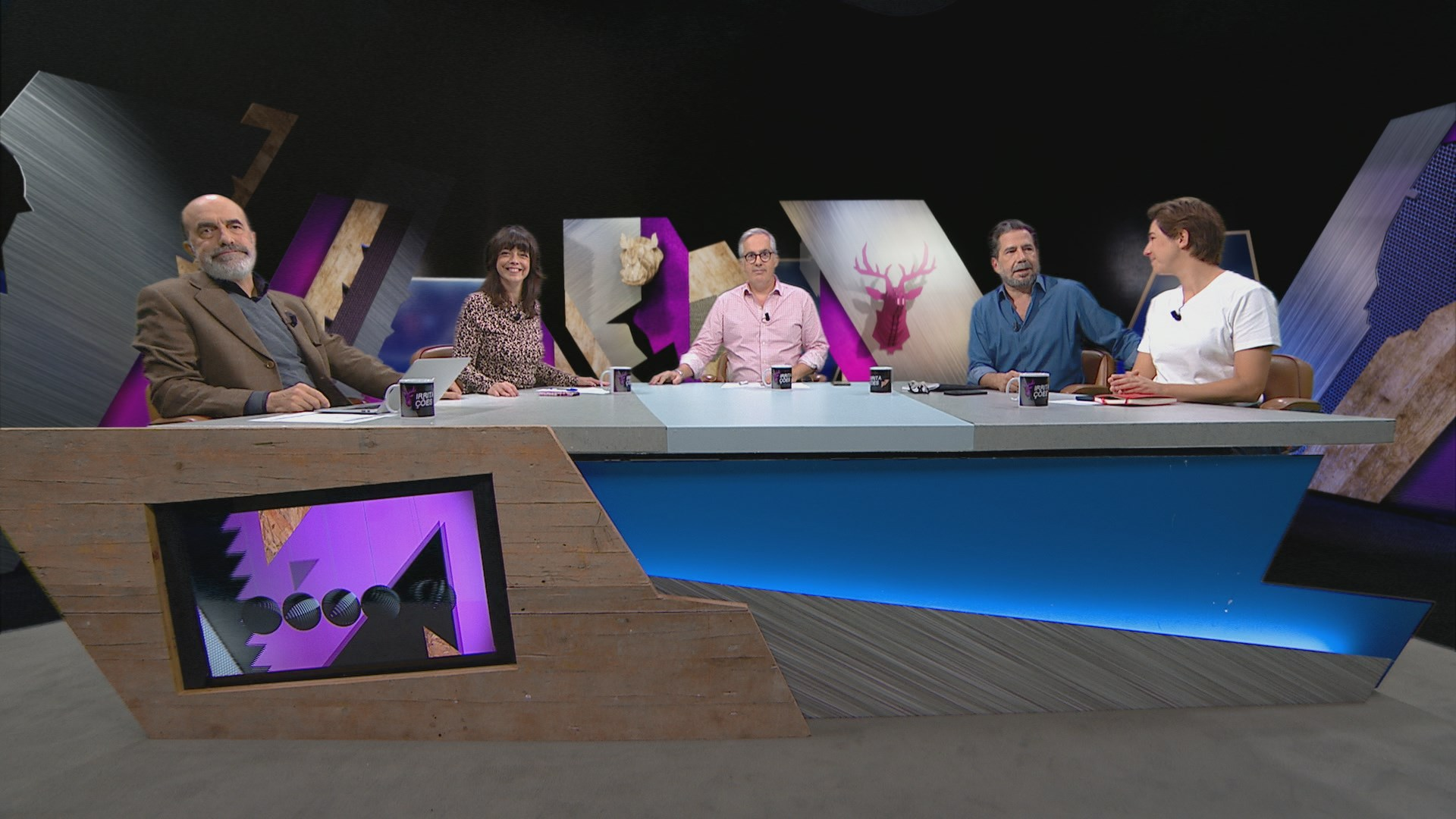 Black Friday, pessoas que buzinam durante a noite, e cumprimentos desencontrados