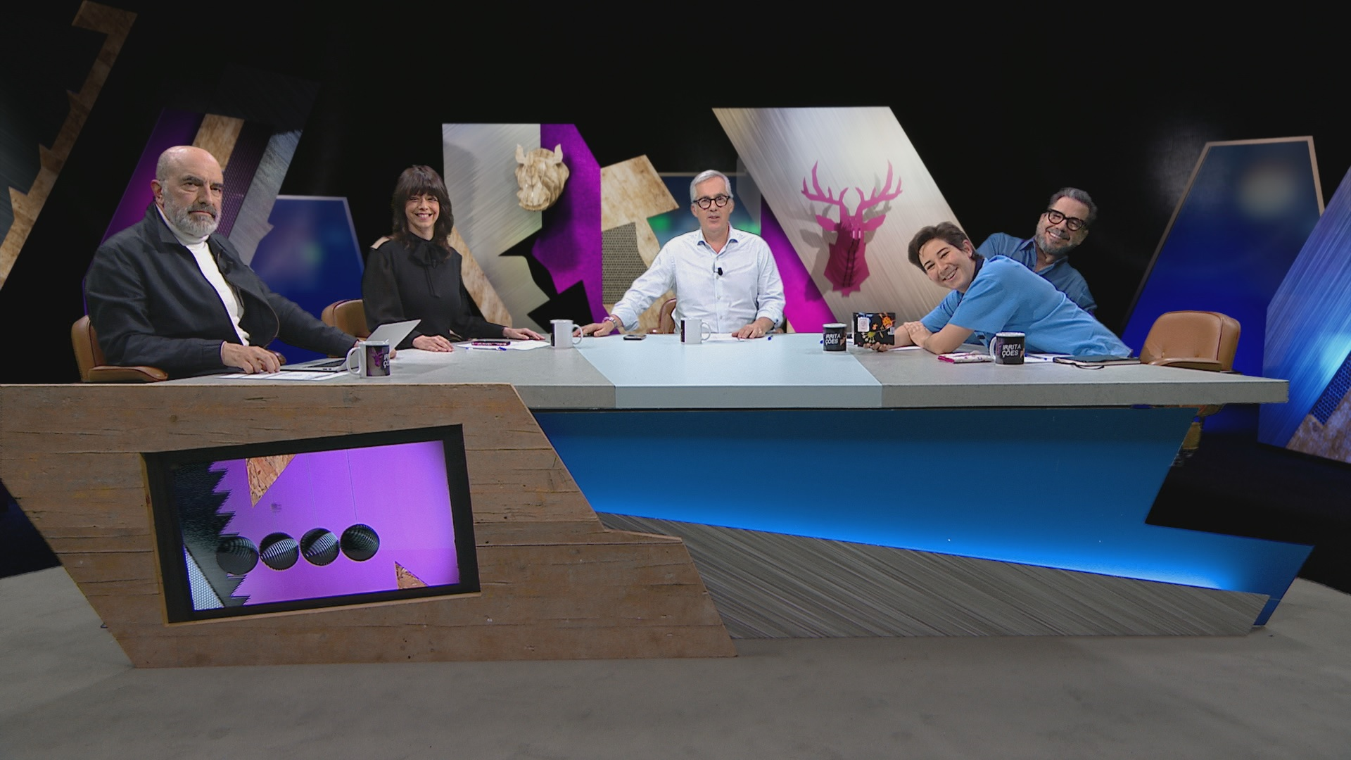 Reações a carros mal estacionados, lavandarias self-service e a expressão 'andar a mil'