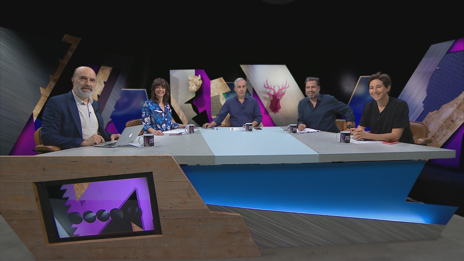 Descer a avenida, encher os pneus do carro e outras coisas da atualidade