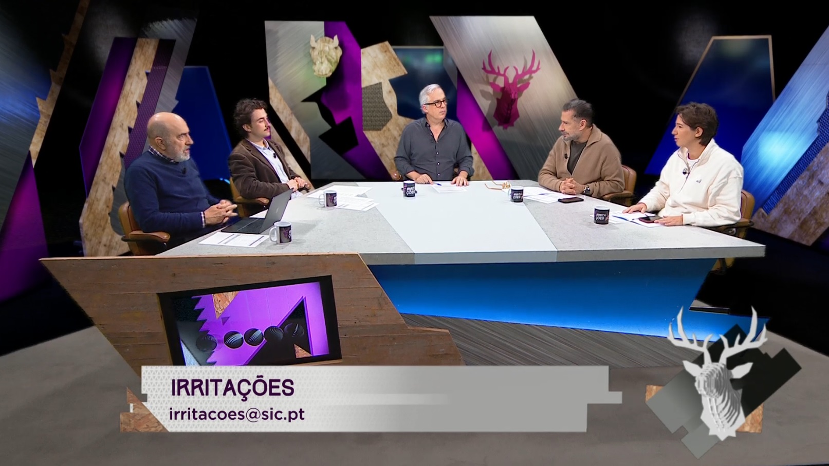 Greta Thunberg no Entroncamento, cobrar dinheiro por gelo, e a notícia sobre tomar banho de manhã ou de noite