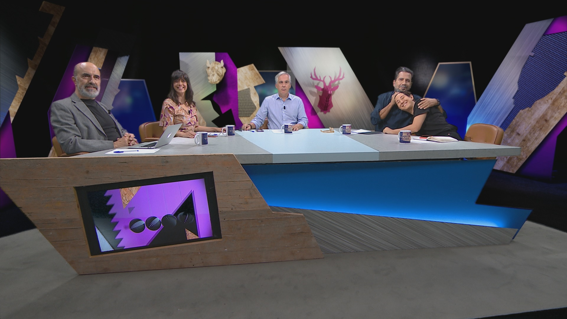 Carteiras de homens, algoritmos, e BOX da NOS