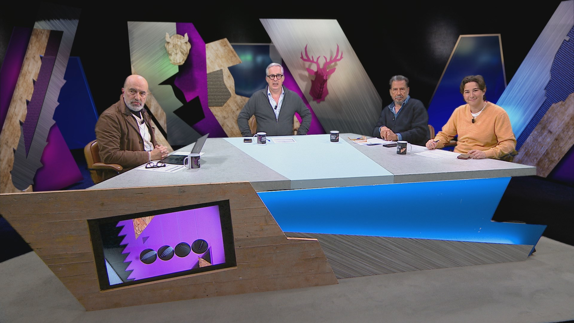 'Influencers' nas escolas, o impossível regresso ao ginásio, e os 'cripto-boys' presos no Dubai