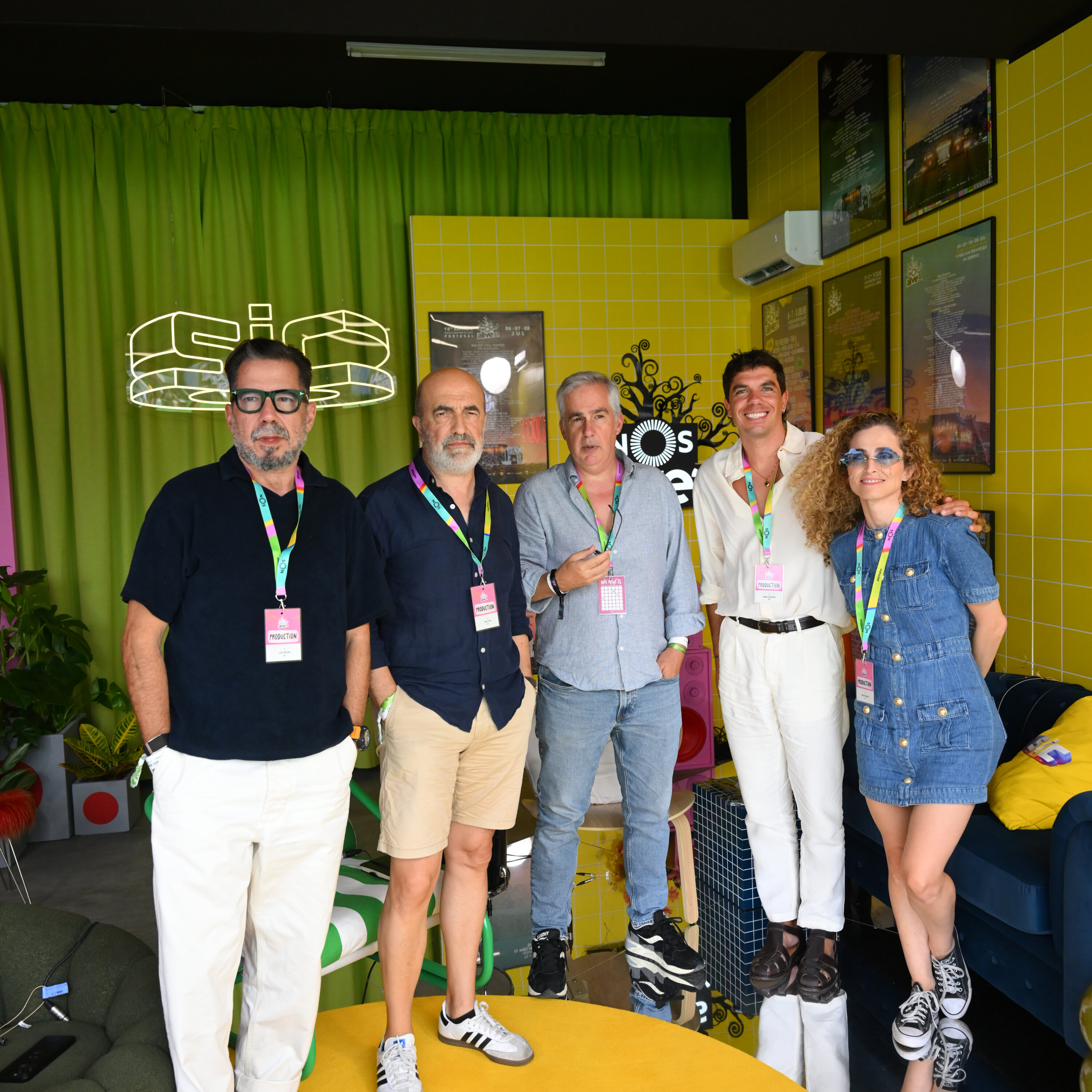 Painel do Irritações reunido para um episódio especial no 'NOS HÁ LIVE'