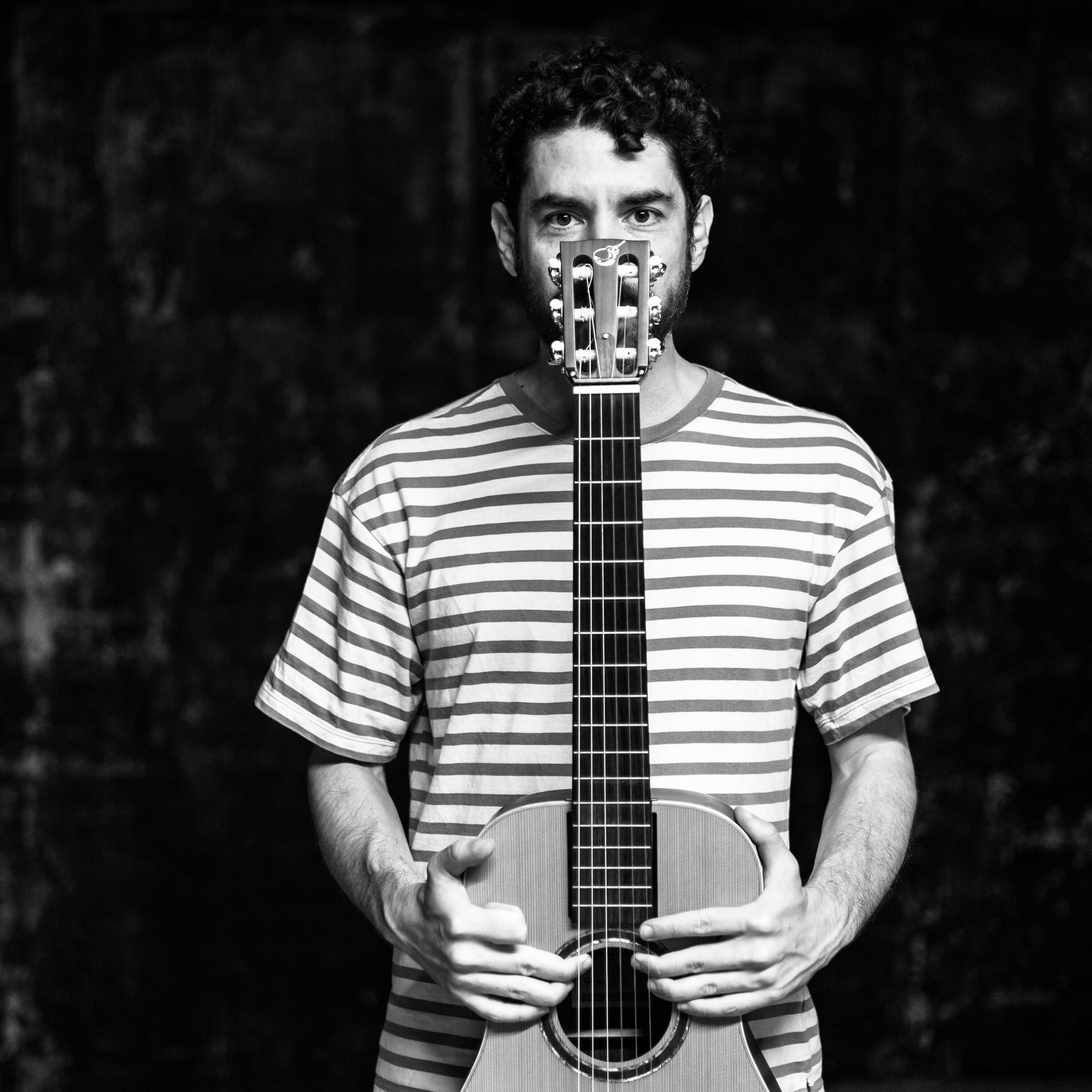 Luca Argel (parte 2): “Sou otimista por escolha, não por natureza. É fundamental não abrirmos mão dos sonhos, do encanto, da poesia. A arte pode ser útil nesse exercício”