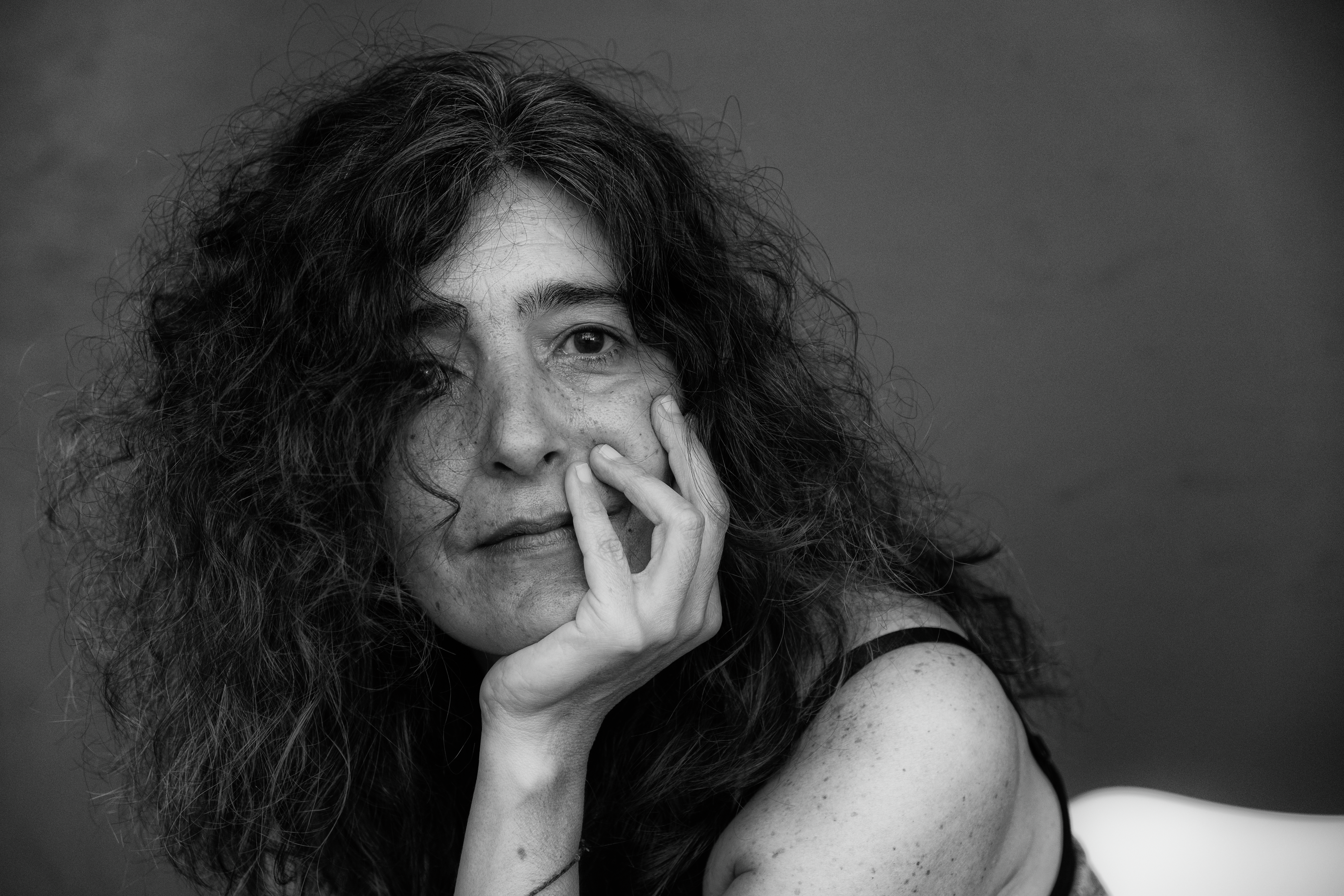 Judite Canha Fernandes (parte 1): “Para vivermos da escrita é preciso atravessar uma cortina de pavor para a entrega ser comparável ao amor”