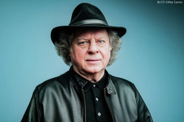 António Manuel Ribeiro: “Um dia o Júlio Isidro diz: ‘Chega, temos de tirar os UHF do 1º lugar’. Fiquei muito chateado, mas nunca disse nada”