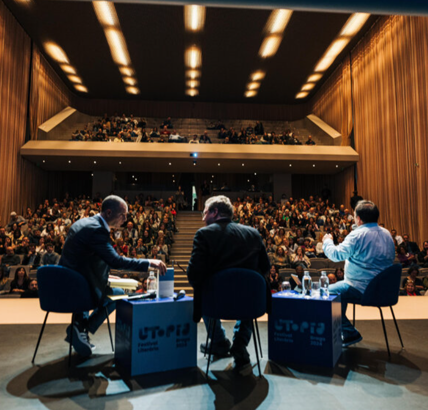 Sugestão de Verão: Carlos Vaz Marques, Ricardo Araújo Pereira e Jeremy Dauber sobre uma história muito séria [episódio em inglês]