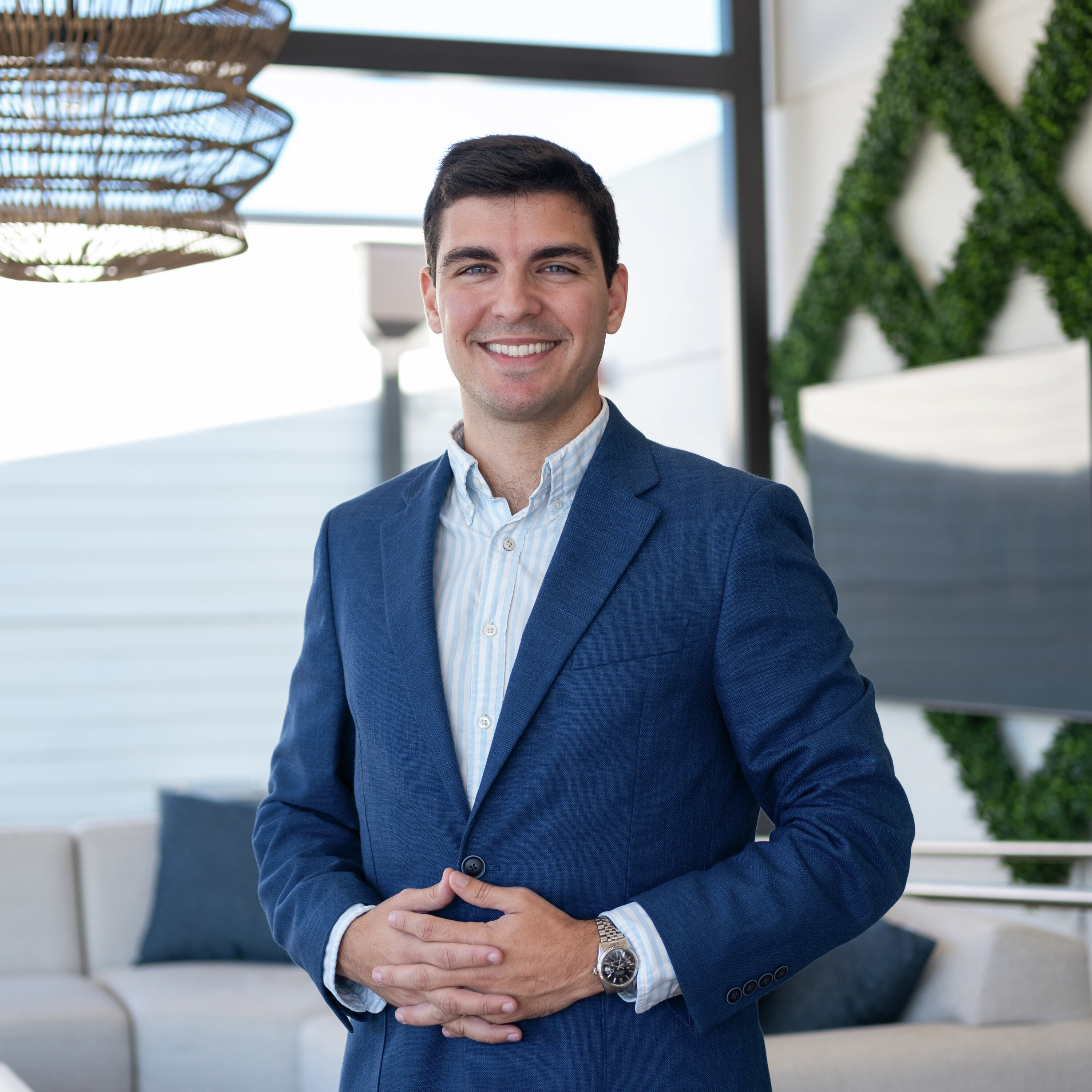 From José dos iPhones to Business Maverick