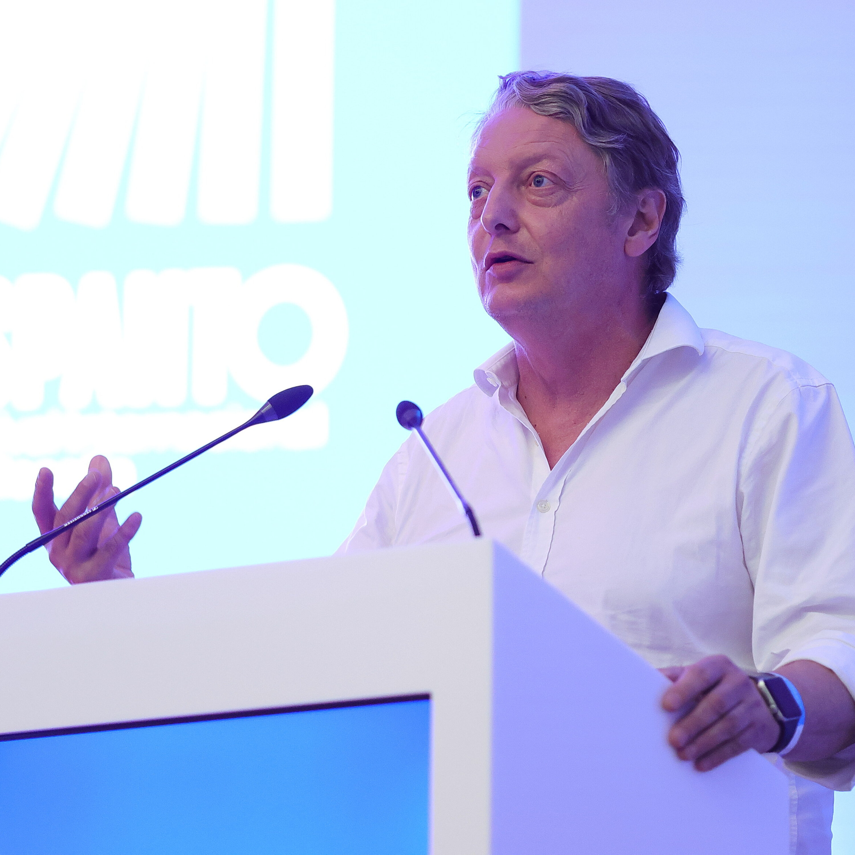 Michel Eltchaninoff, filósofo francês: Como viver com o medo em tempos de inquietação política?