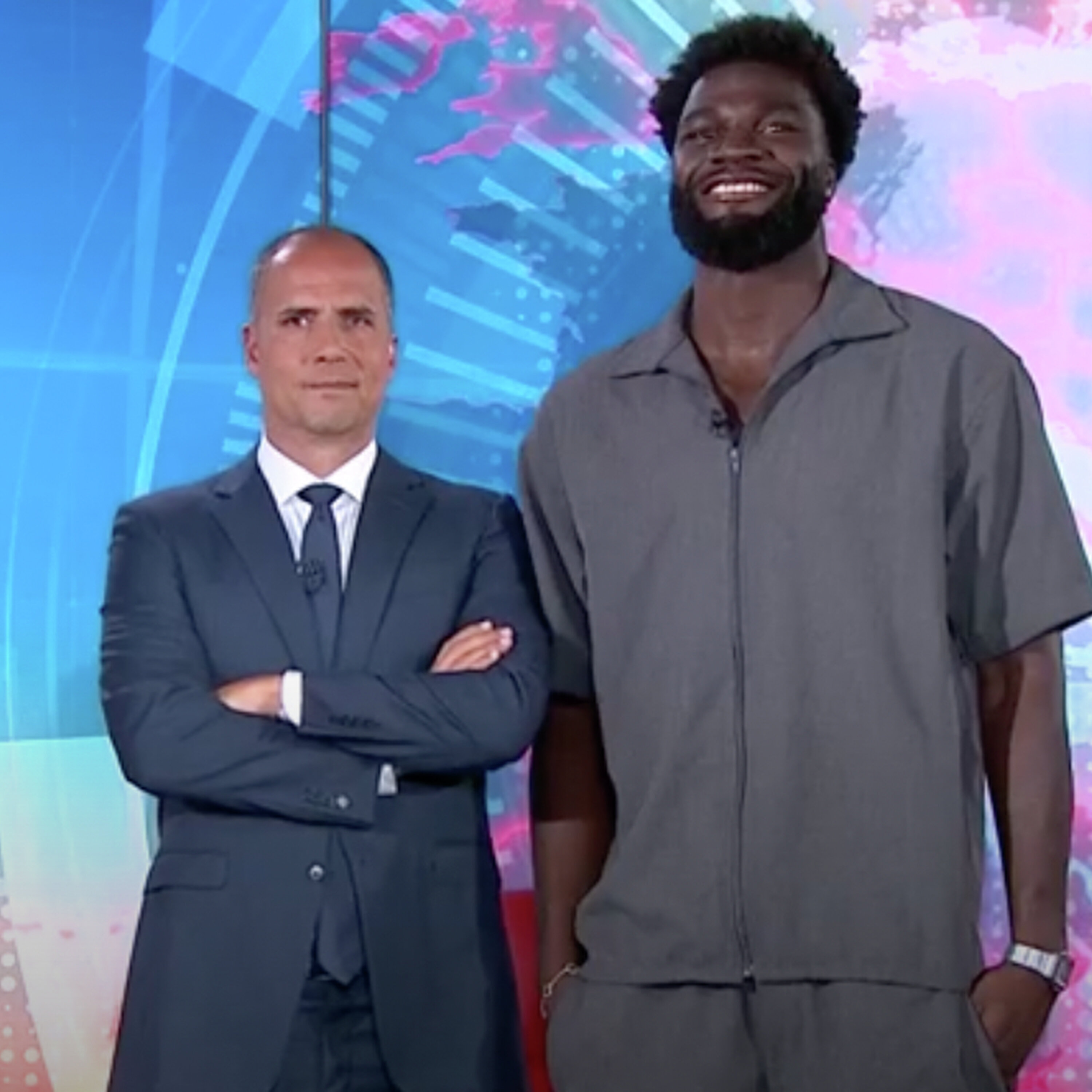 Neemias Queta recebeu o famoso anel de campeão da NBA, mas cá os portugueses só quiserem saber do anel da Georgina
