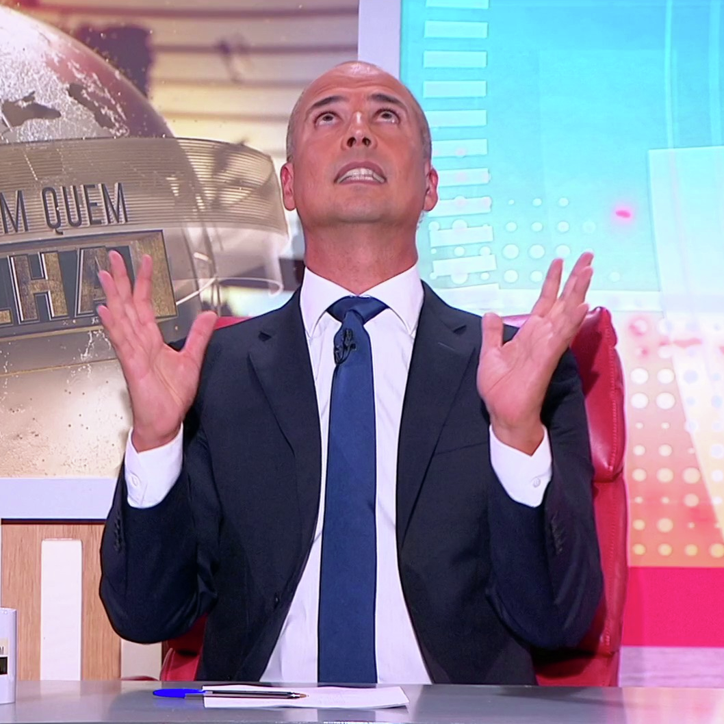 “Sempre acreditei que Ronaldo nunca sairia da Seleção pela porta pequena por uma questão de logística: o ego não cabia. Afinal, coube”