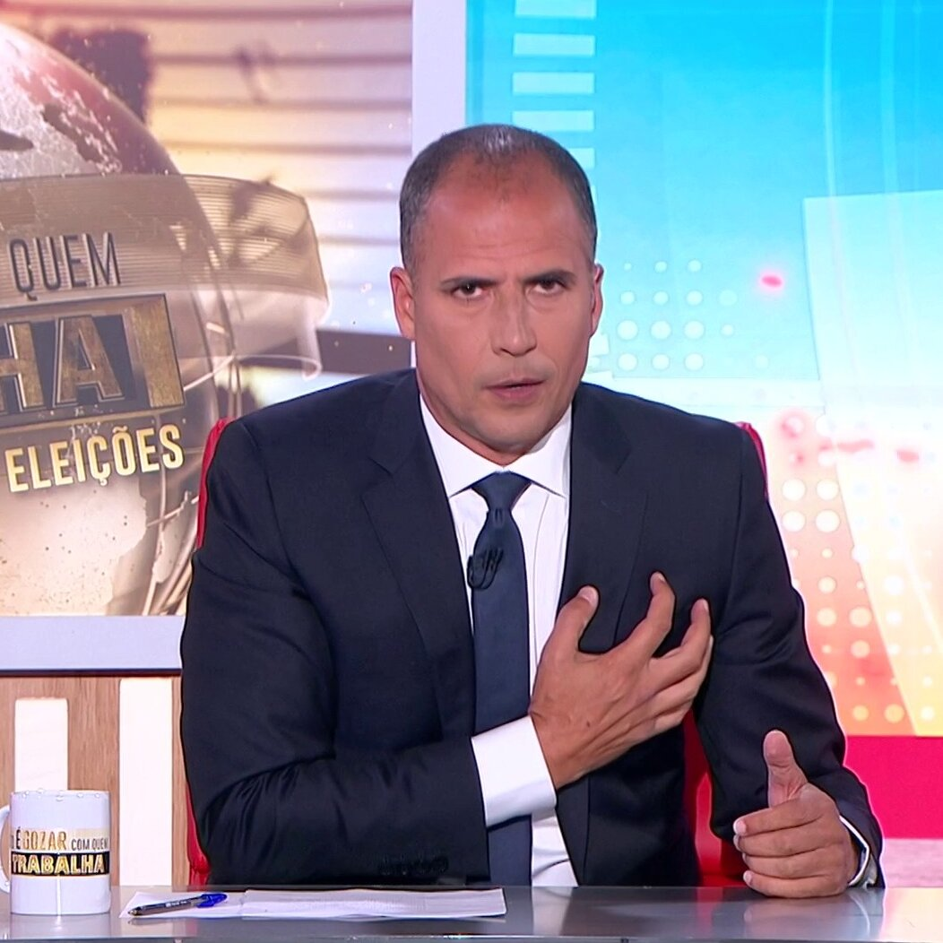 “Então agora o André Ventura ia para o pé de um cigano? Foi para o hospital sem o sapinho de peluche com que dorme em casa, como é que se protegia?”
