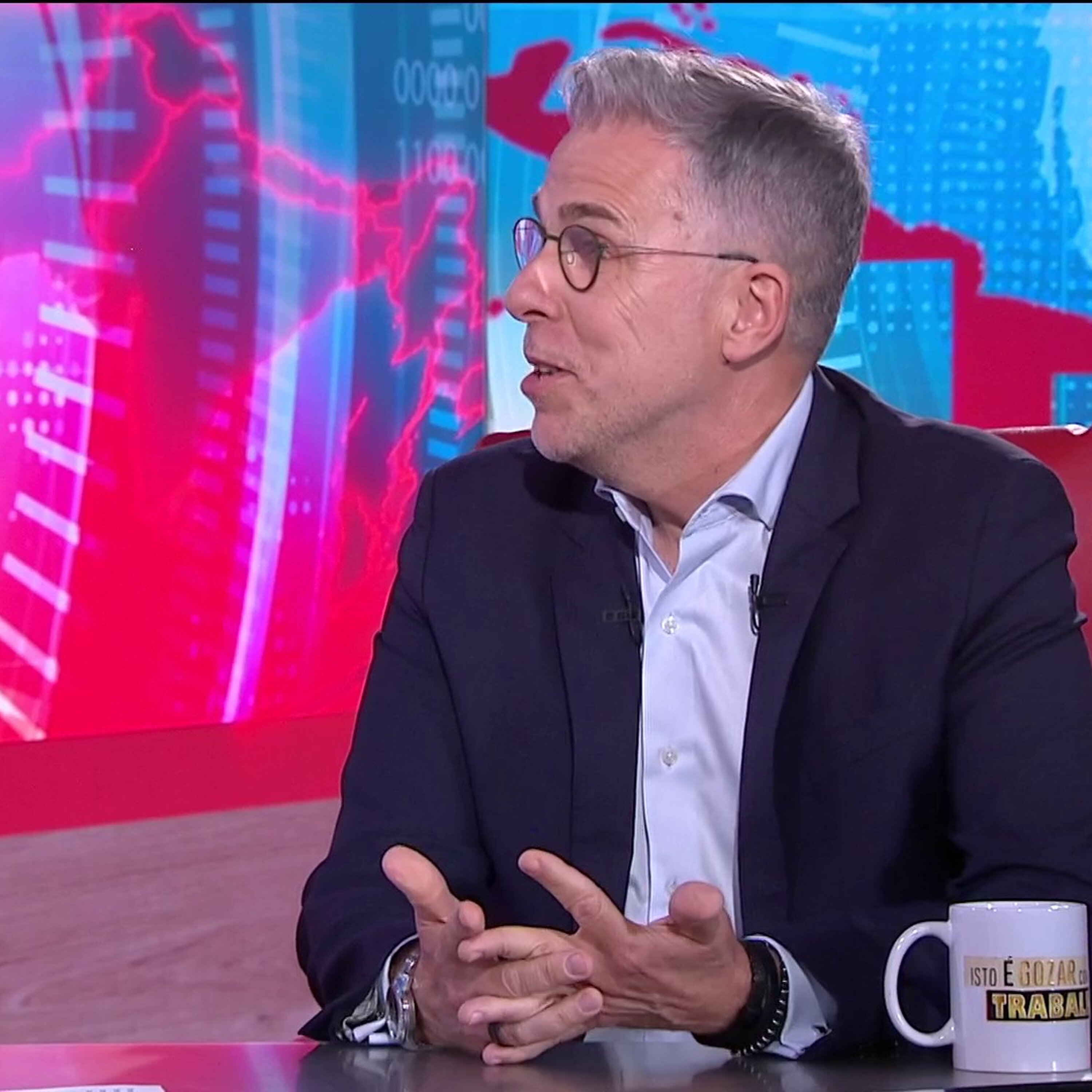Dr. João Massano e os bastidores da justiça portuguesa: mega processos e receitas de bolos Episode cover