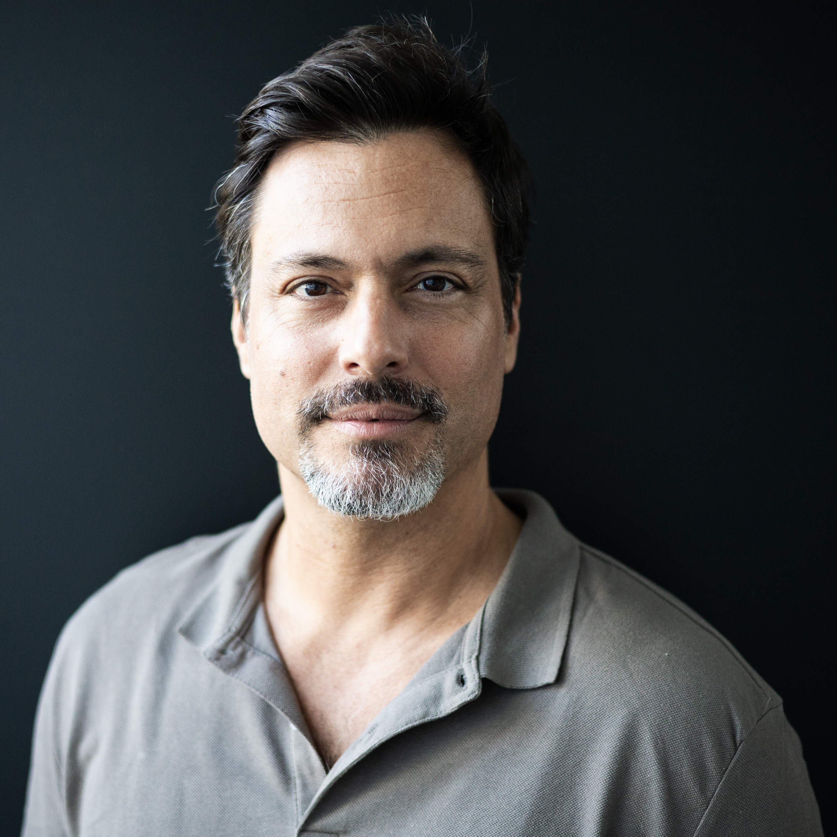 Rui Santos: “Pensamos que o cancro só aparece aos outros, mas esperava o quê? Fumava desde os 15 anos. Deixem de fumar, é uma estupidez” episode artwork