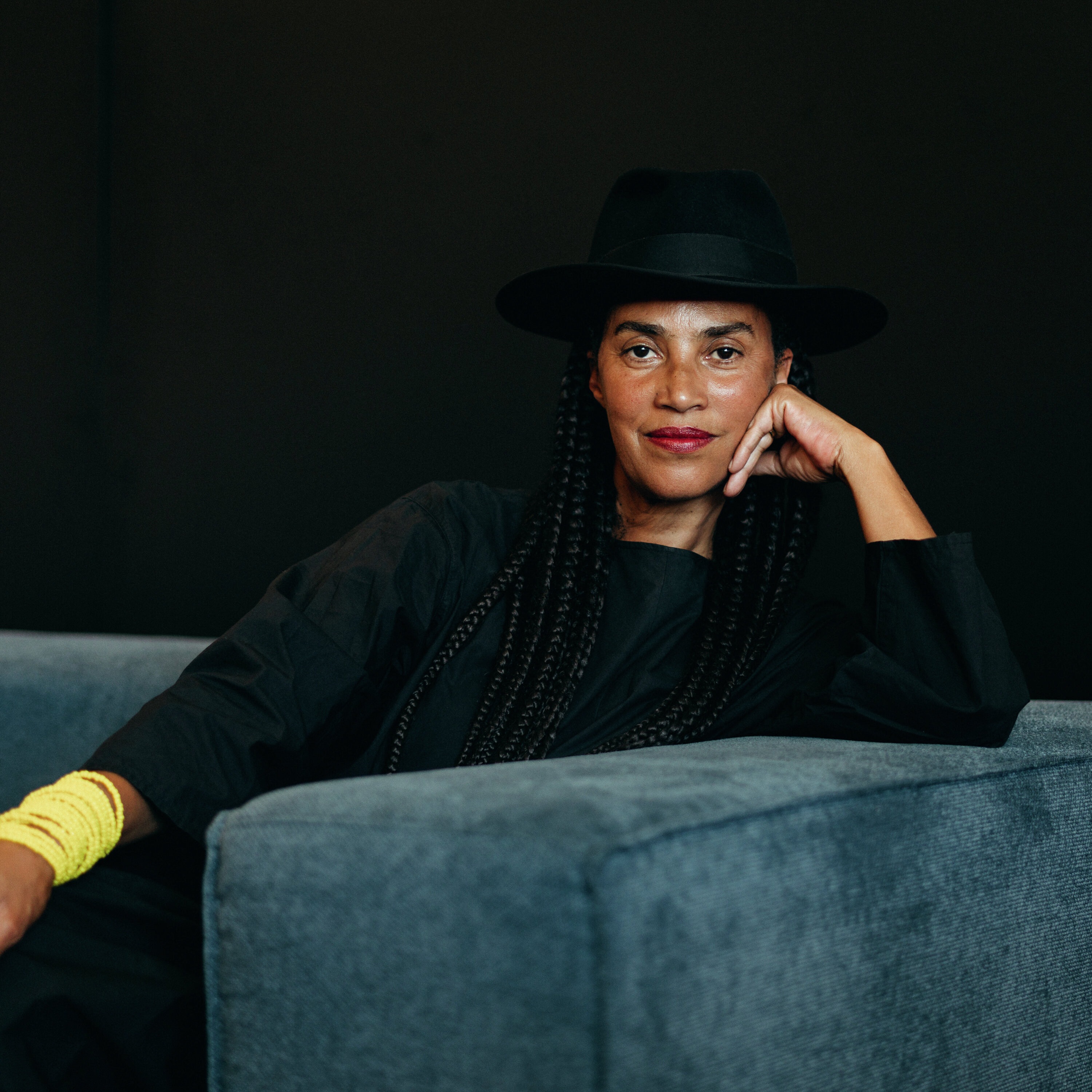 Grada Kilomba: “Temos que aprender a aceitar quem as pessoas são e saber negociar, estar com essas almas. Há dificuldade em dialogar, porque há dificuldade em escutar”