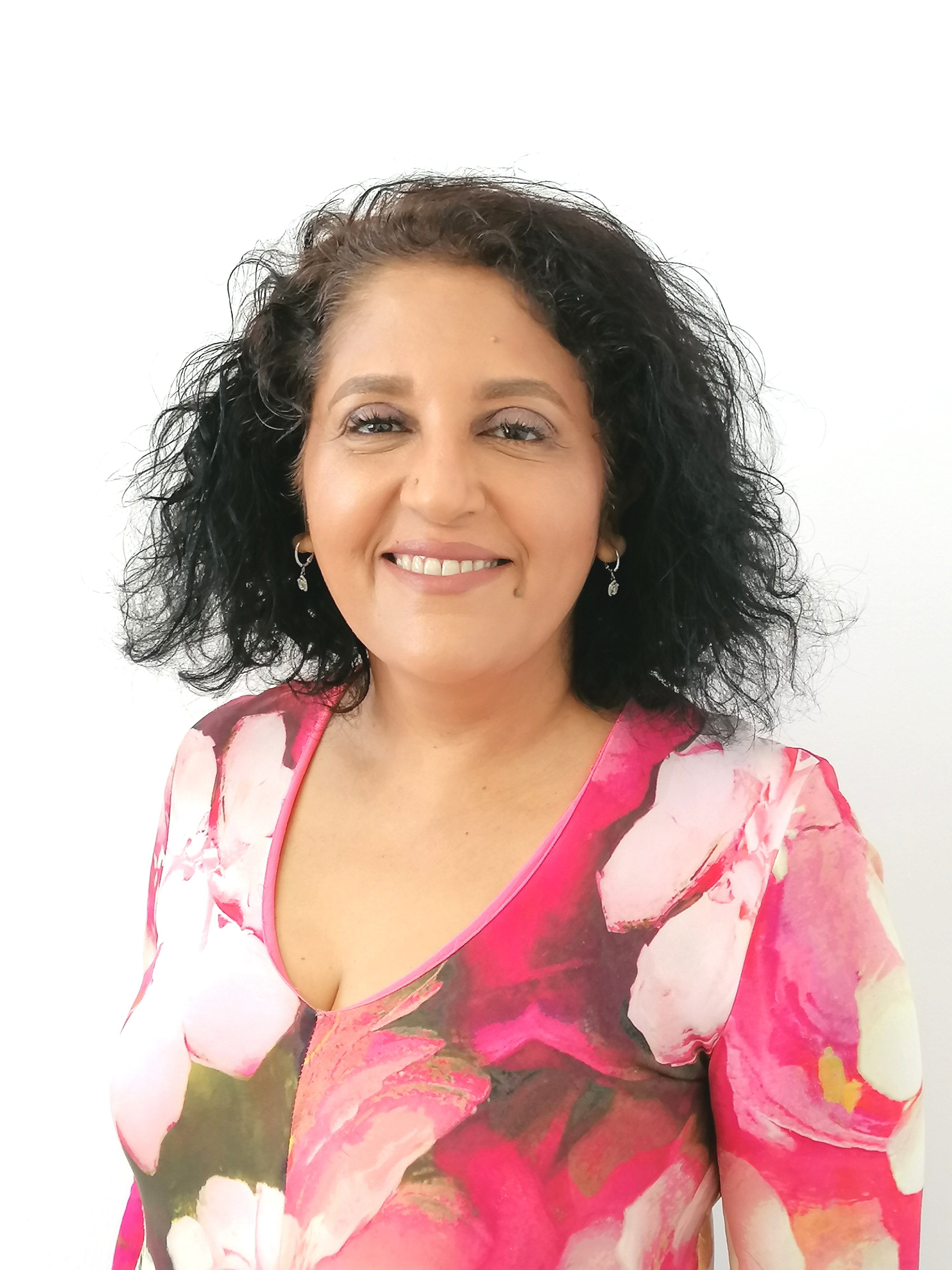 #PODCAST The pursuit of lighter complexions is exposing segments of the SA population to "significant" health risks #sabcnews