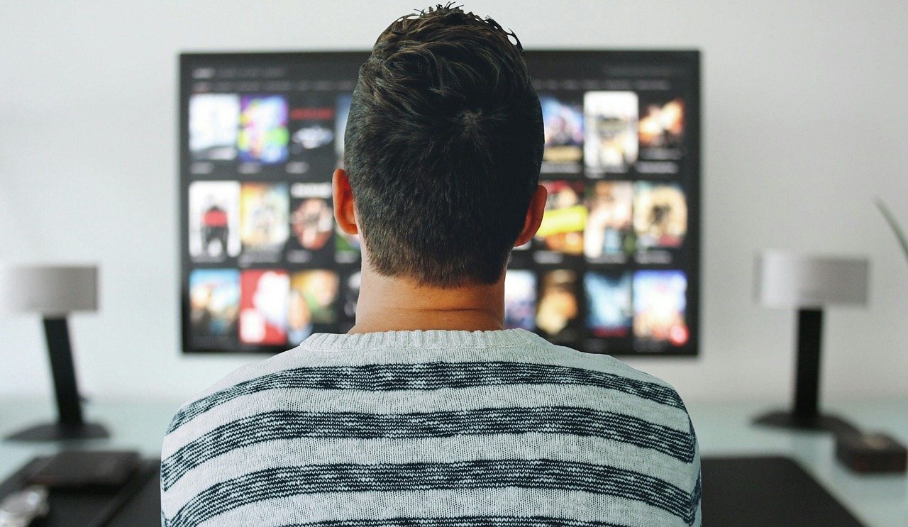 QOTD - HOLIDAY TV BINGES episode artwork