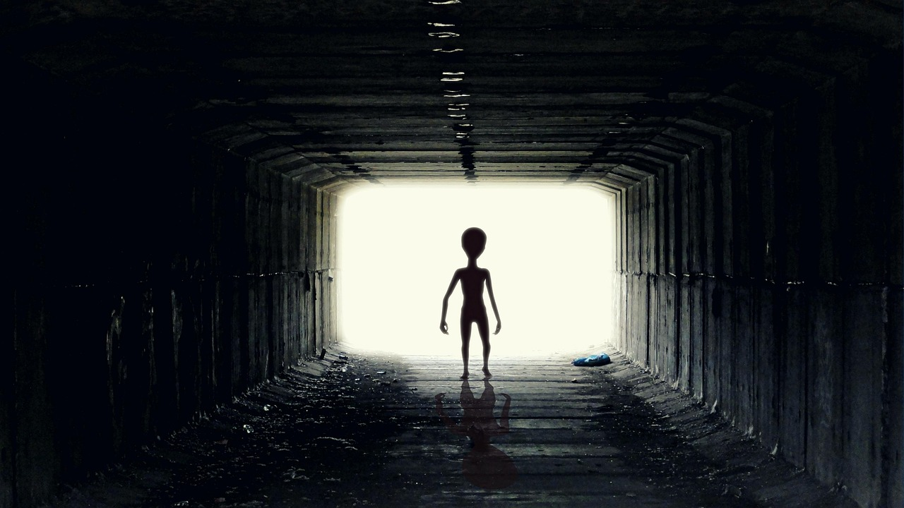 5MM QOD - THE ALIENS HAVE LANDED episode artwork