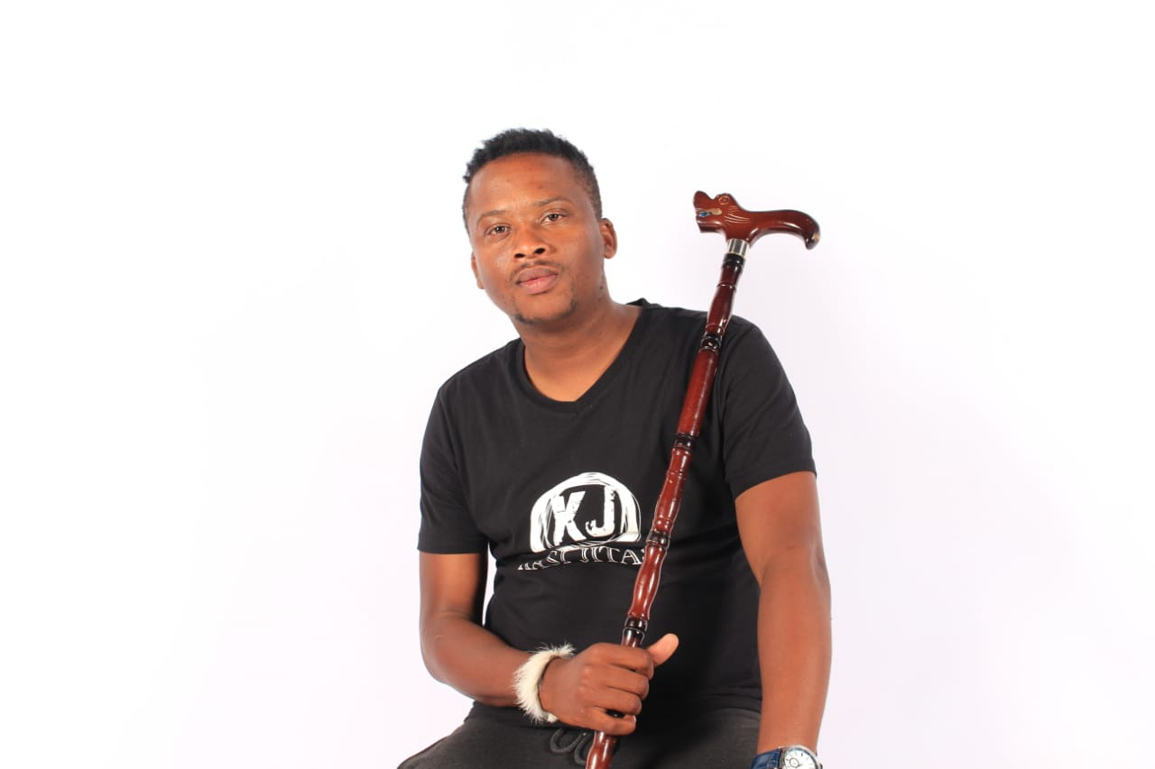 MUSIC HEALS WITH HAKSUL MUSIQ episode artwork
