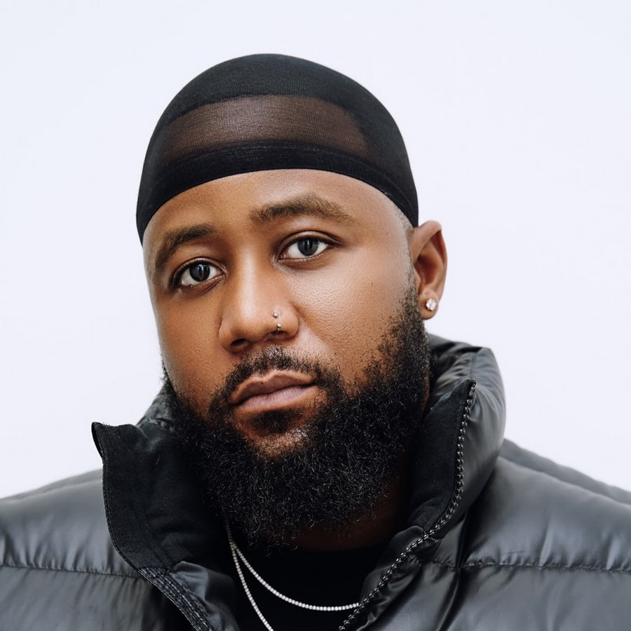 MOTIVATION MOMENT CASSPER NYOVEST 10 MAY episode artwork
