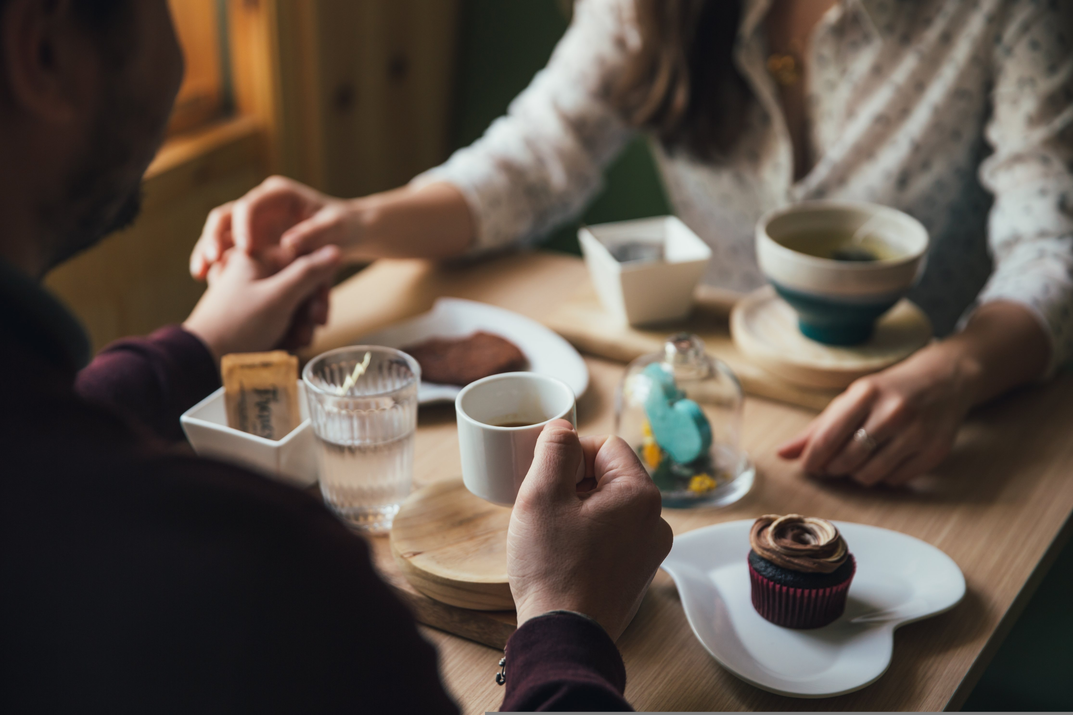 5N WAR ROOM - 1ST DATE DILEMMA