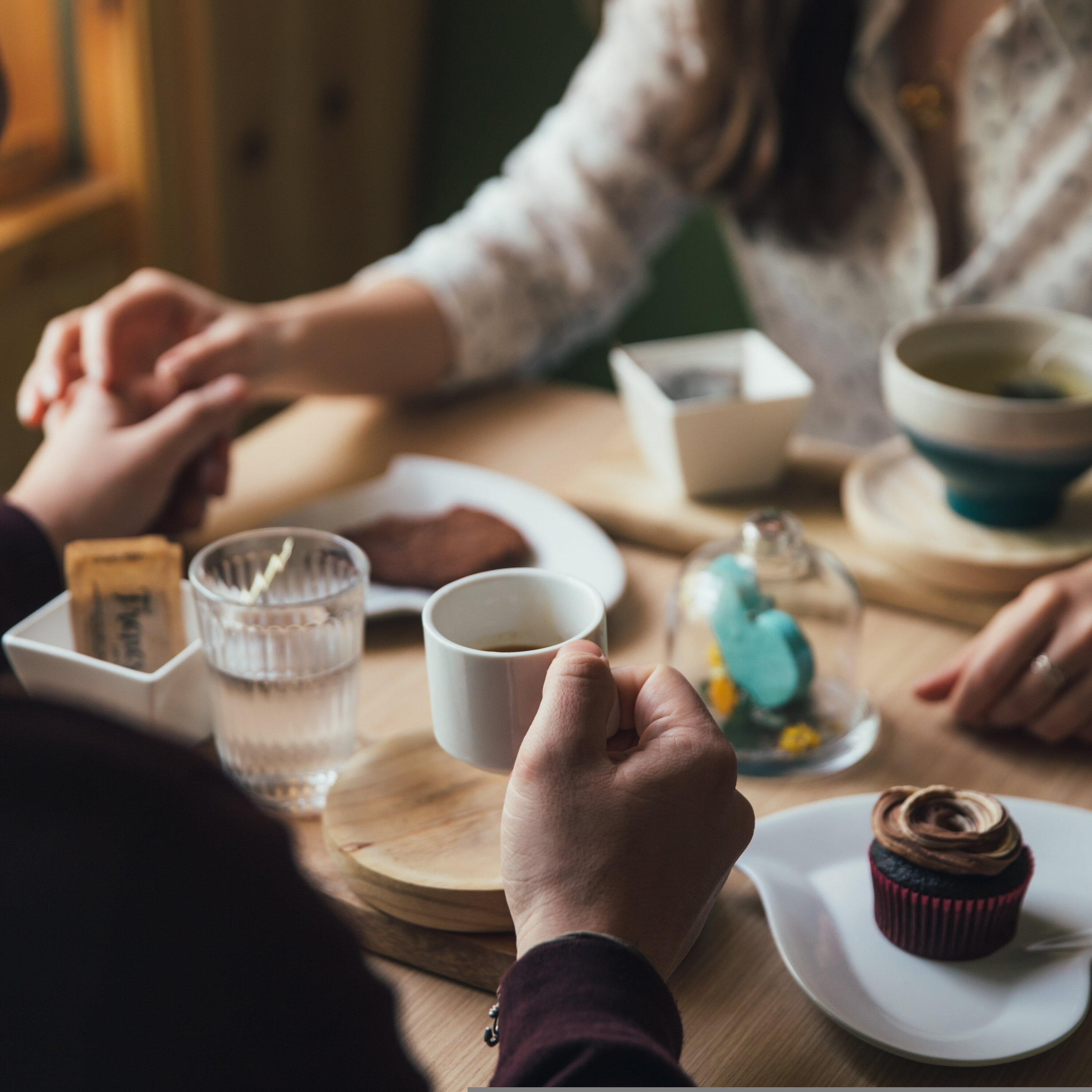 5N WAR ROOM - 1ST DATE DILEMMA