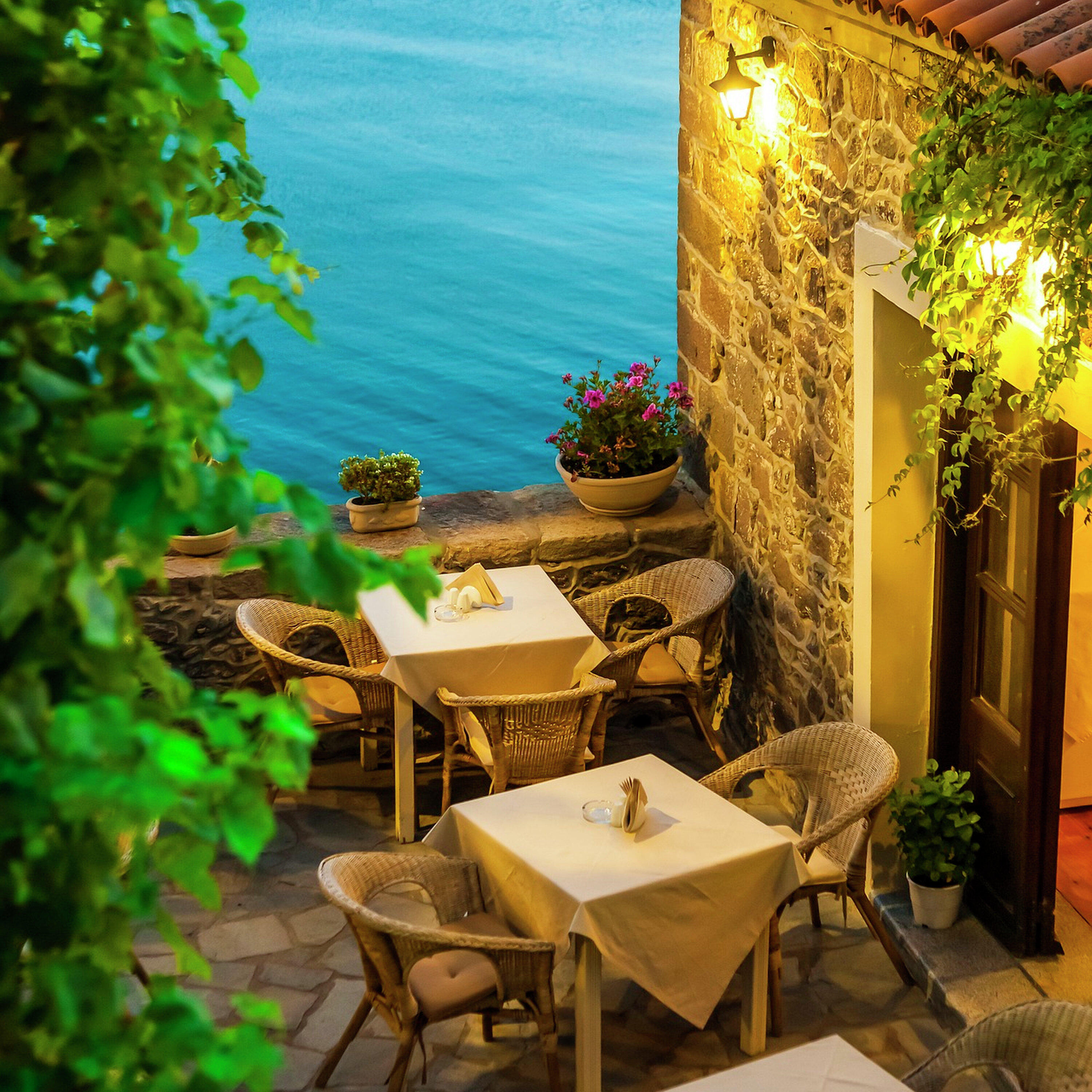 5N On The Radar_ Are restaurants killing tipping culture_