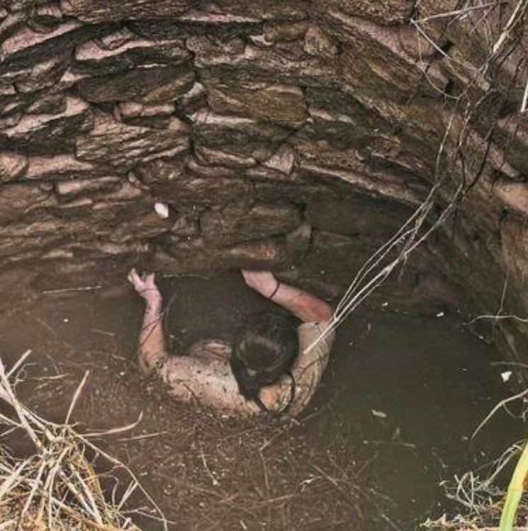 Woman Who Fell Into A Well & Was Trapped With Snakes For 54 Hours episode artwork