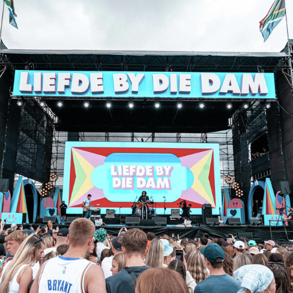 RSG Bekbasaar: Agter die Tunes – Liefde by die Dam