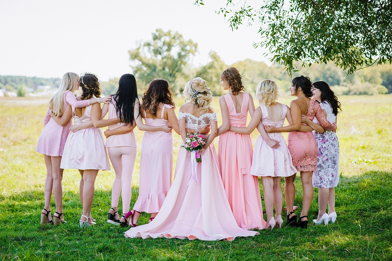 5L DELETE THE WEDDING PICS episode artwork