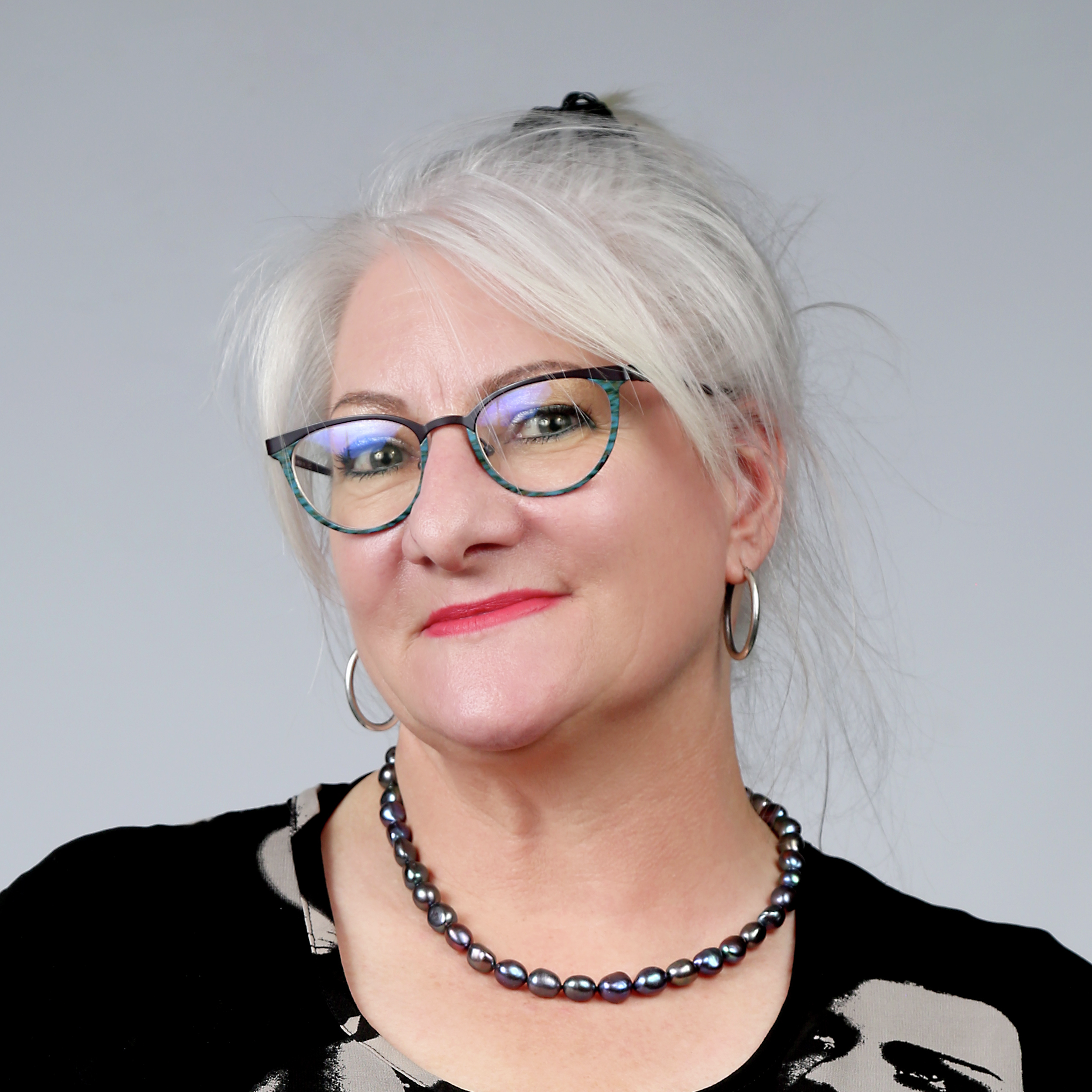Retha Fourie groet die nuuswêreld ná 37 jaar