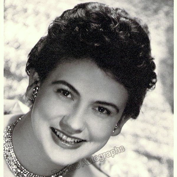 Mimi Coertse se eerste SAUK-onderhoud herleef uit 1957-argief