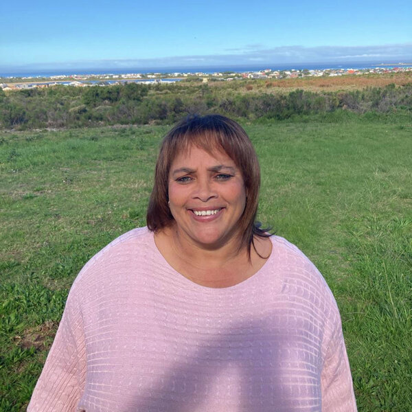 Delia April se hart vir Bettysbaai