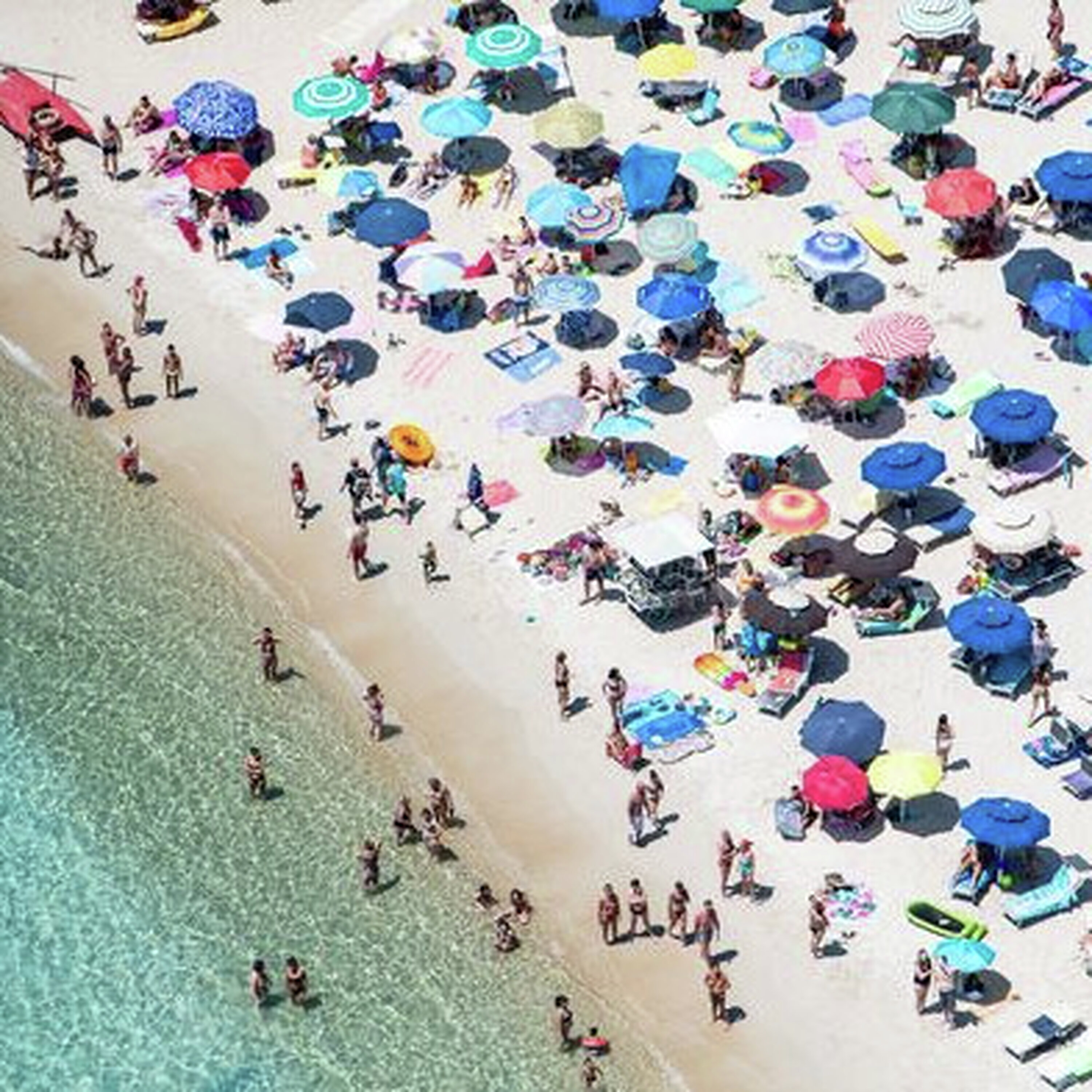Sonsambreel-verbod op die strand