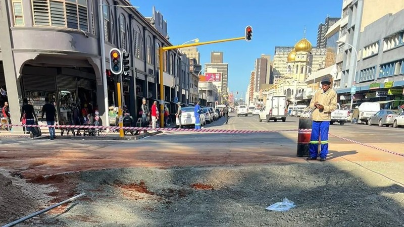 #PODCAST Busy corner in the Durban CBD to remain closed as the Municipality continue to fix a burst pipe #sabcnews episode artwork