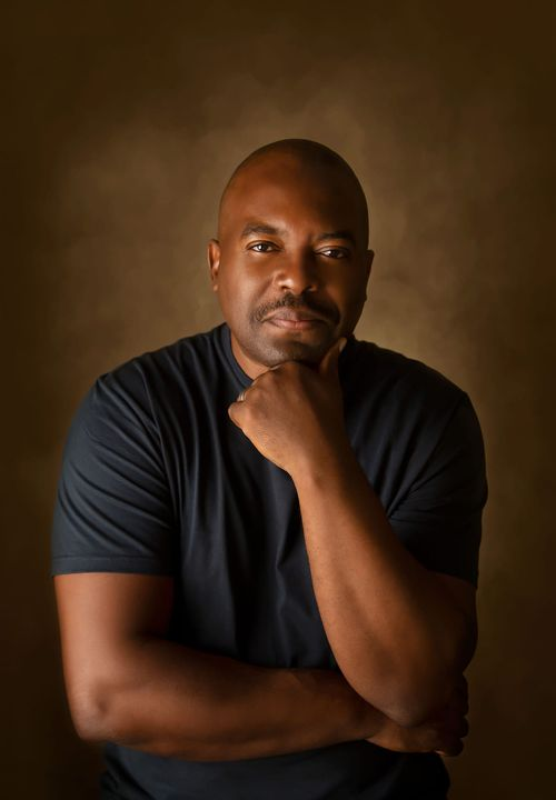 CELEBRATED SOUTH AFRICAN MUSICIAN SAM NDLOVU