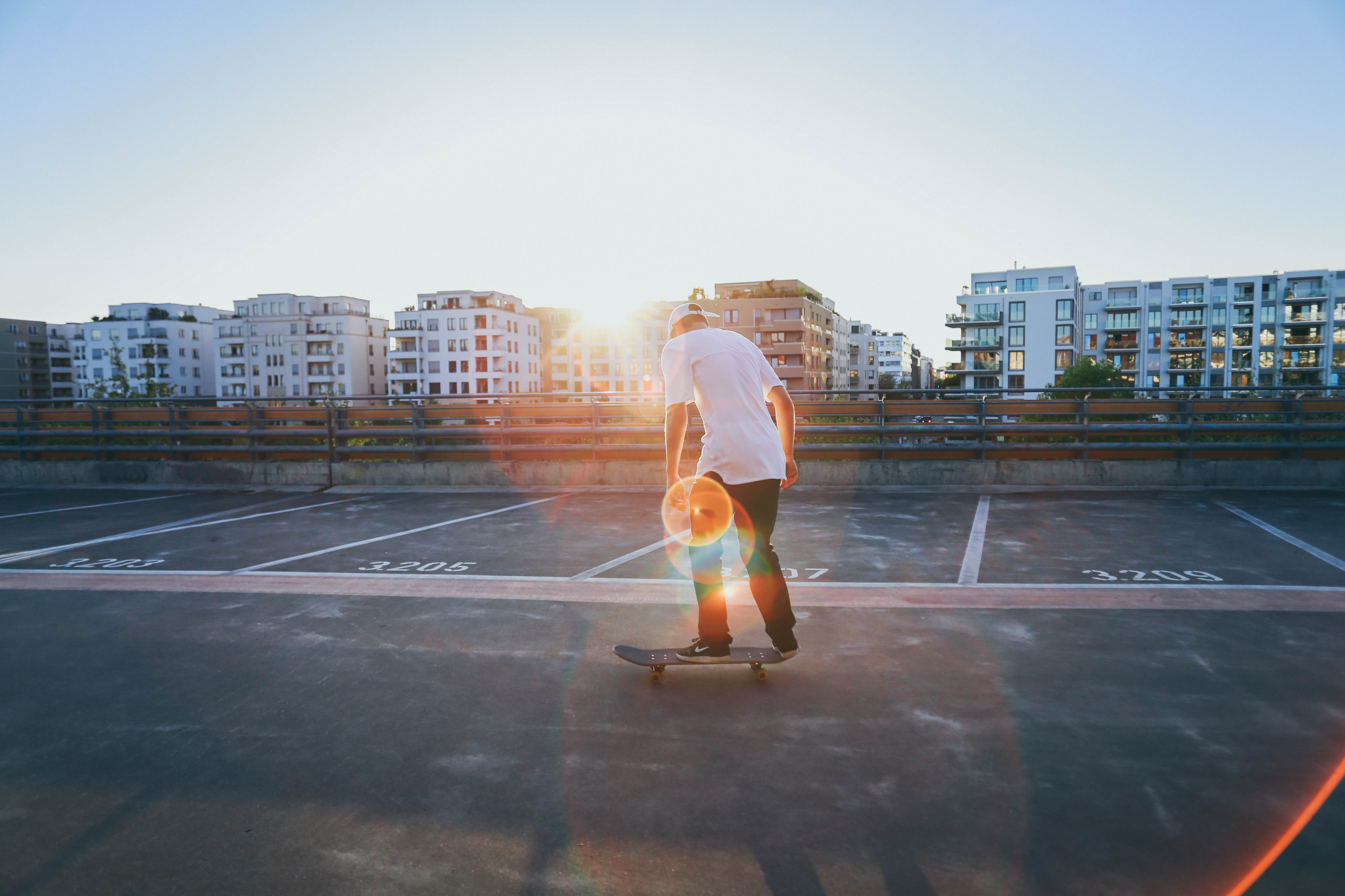 SAW AMERICAN SKATEBOARDER EXPERIENCES UBUNTU episode artwork